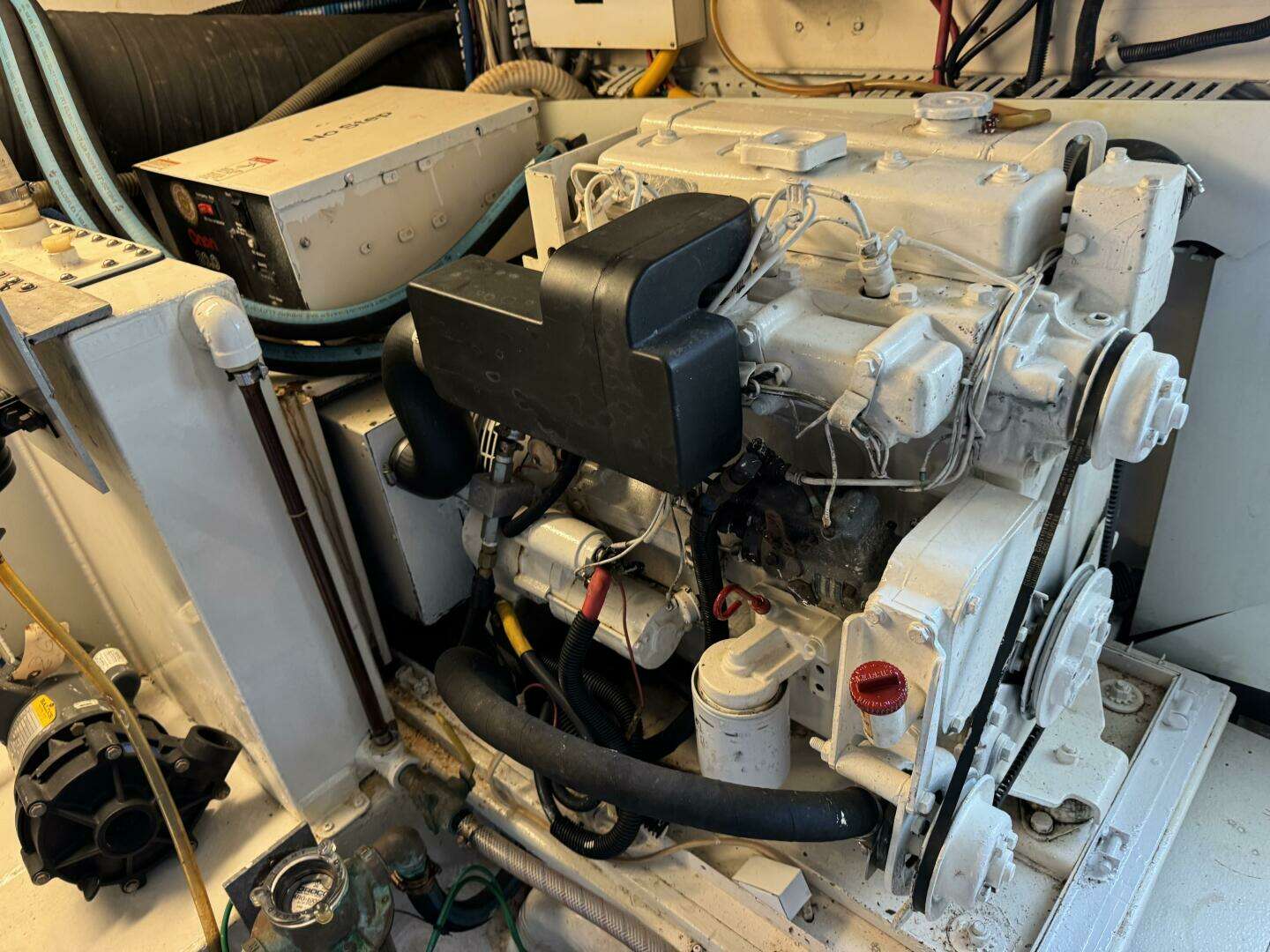 1995 Viking 58 Convertible - Image 75