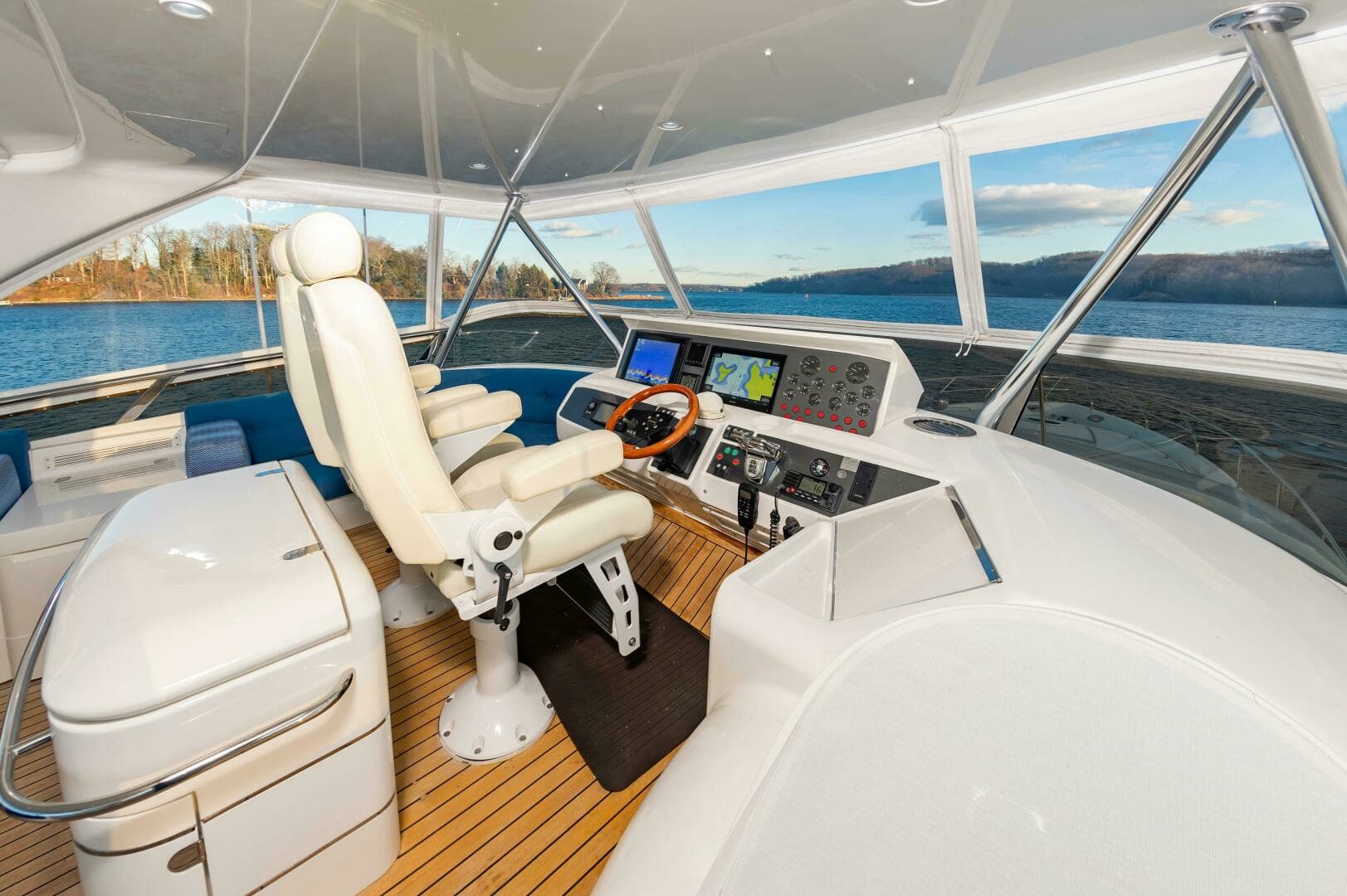 2006 Princess 75 - Image 14