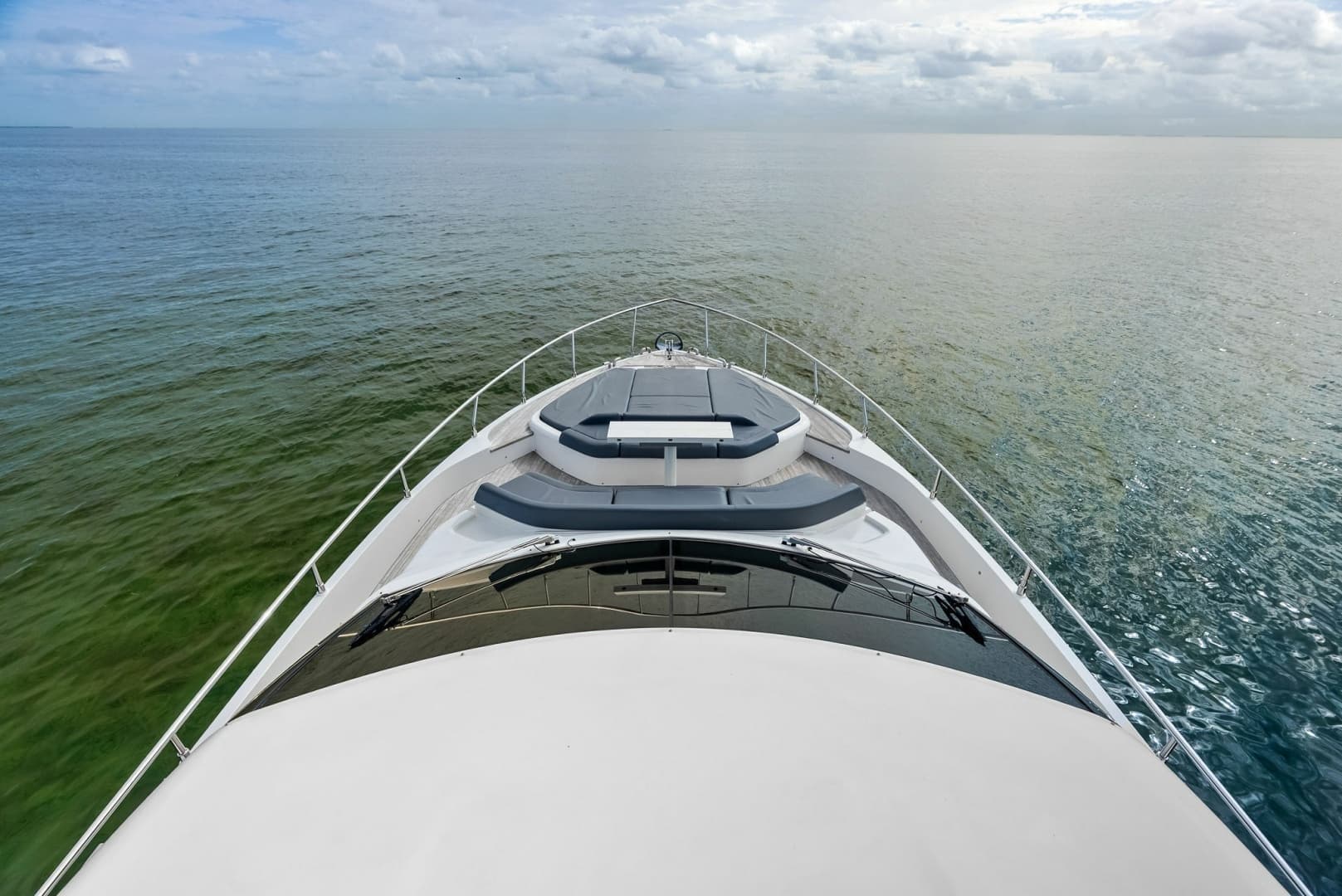 2018 Ferretti Yachts 800 - Image 35