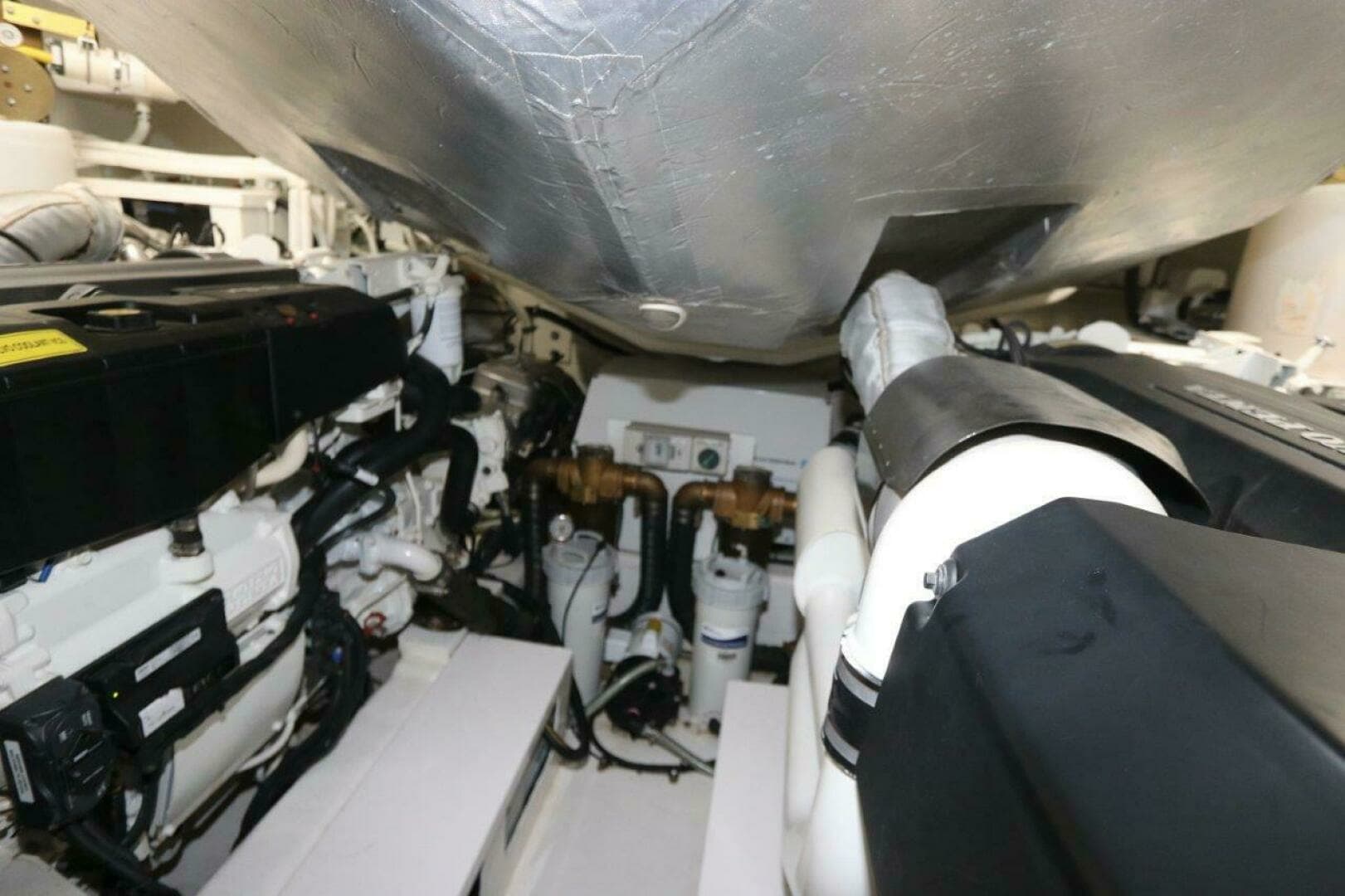 2020 Riviera 6000 Sport Yacht - Image 46