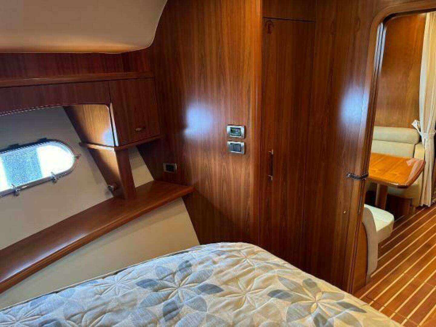 2010 Tiara Yachts 5800 Sovran - Image 69