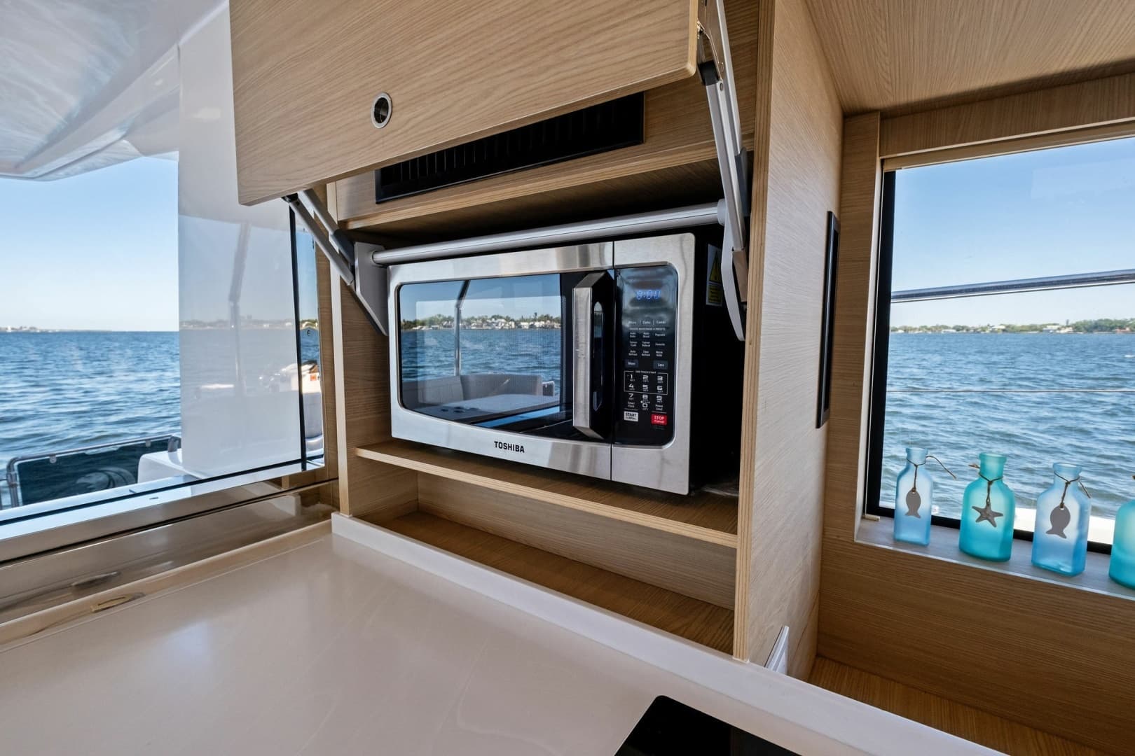 2022 Aquila 54 Yacht - Image 17