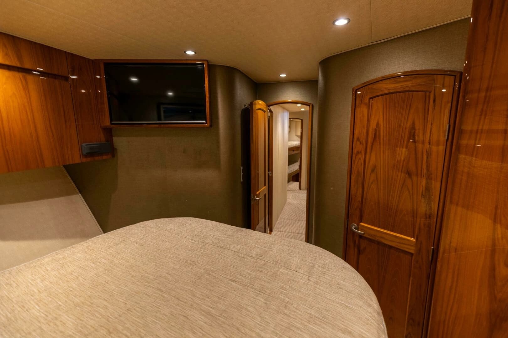 2017 Viking 66 Convertible - Image 32