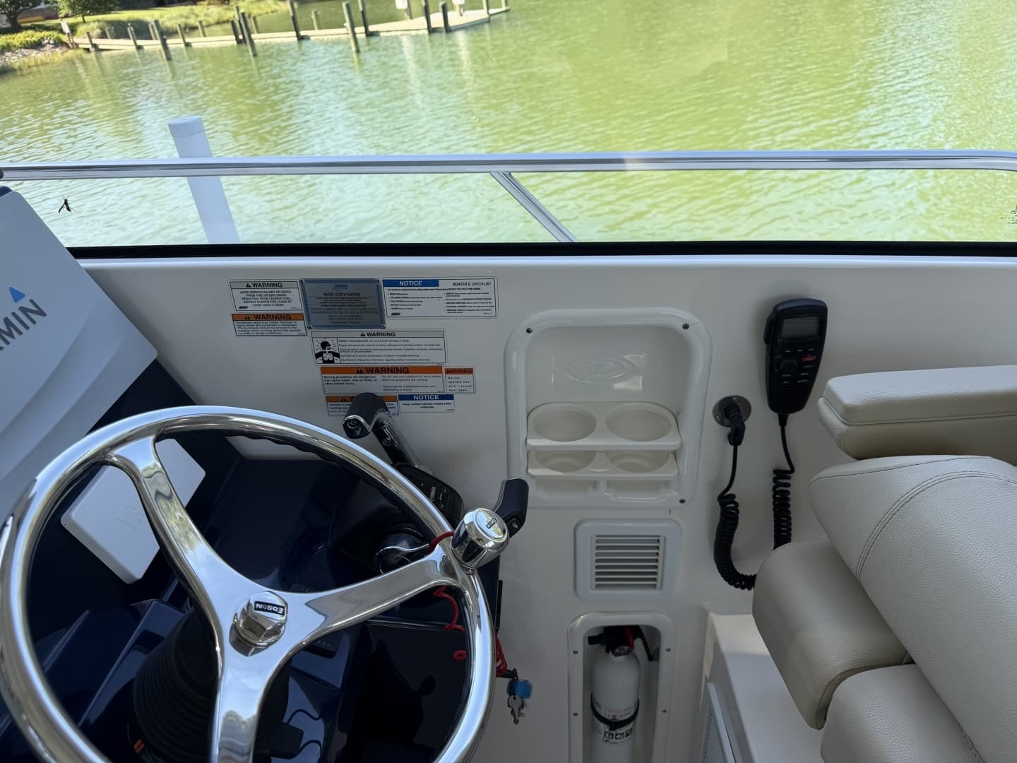 2016 Pursuit Offshore - Image 12