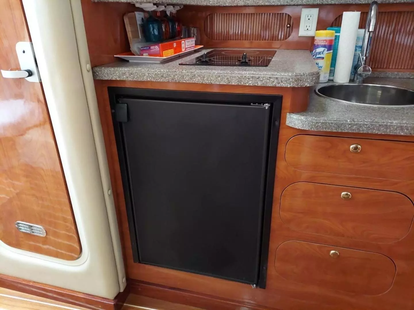 2004 Rinker 342 Fiesta Vee - Image 31