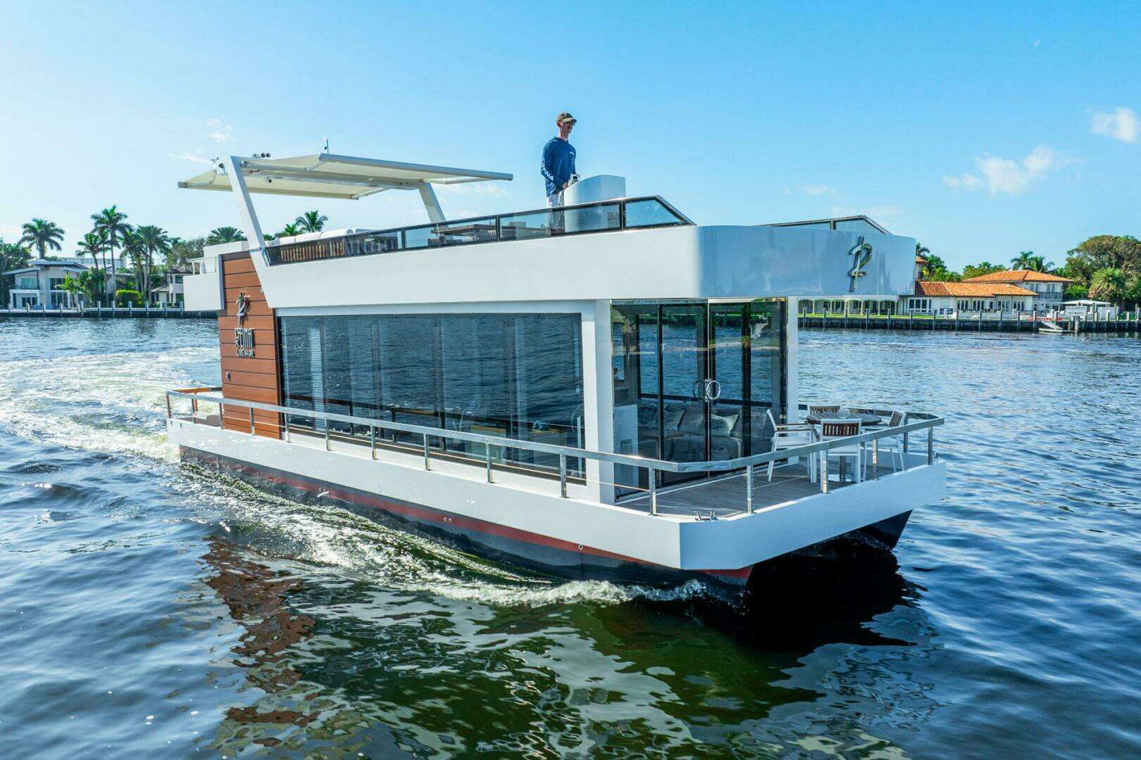 2023 Reina Boats 44DR - Image 4