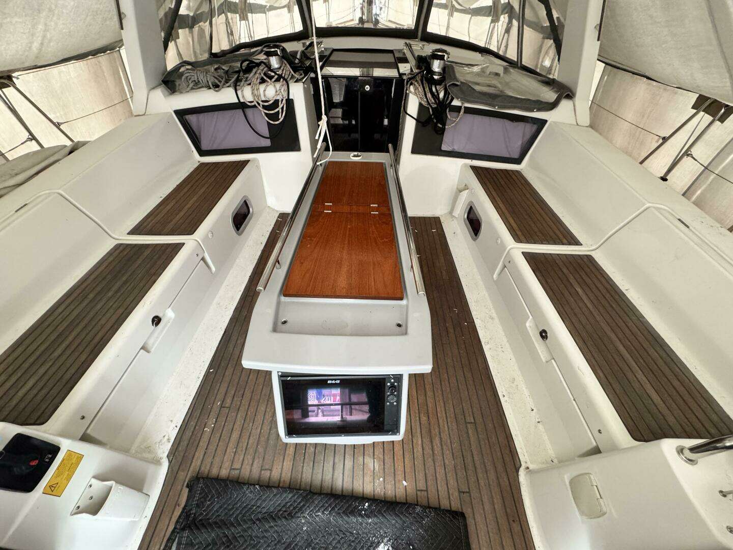 2014 Beneteau Oceanis 48 - Image 9