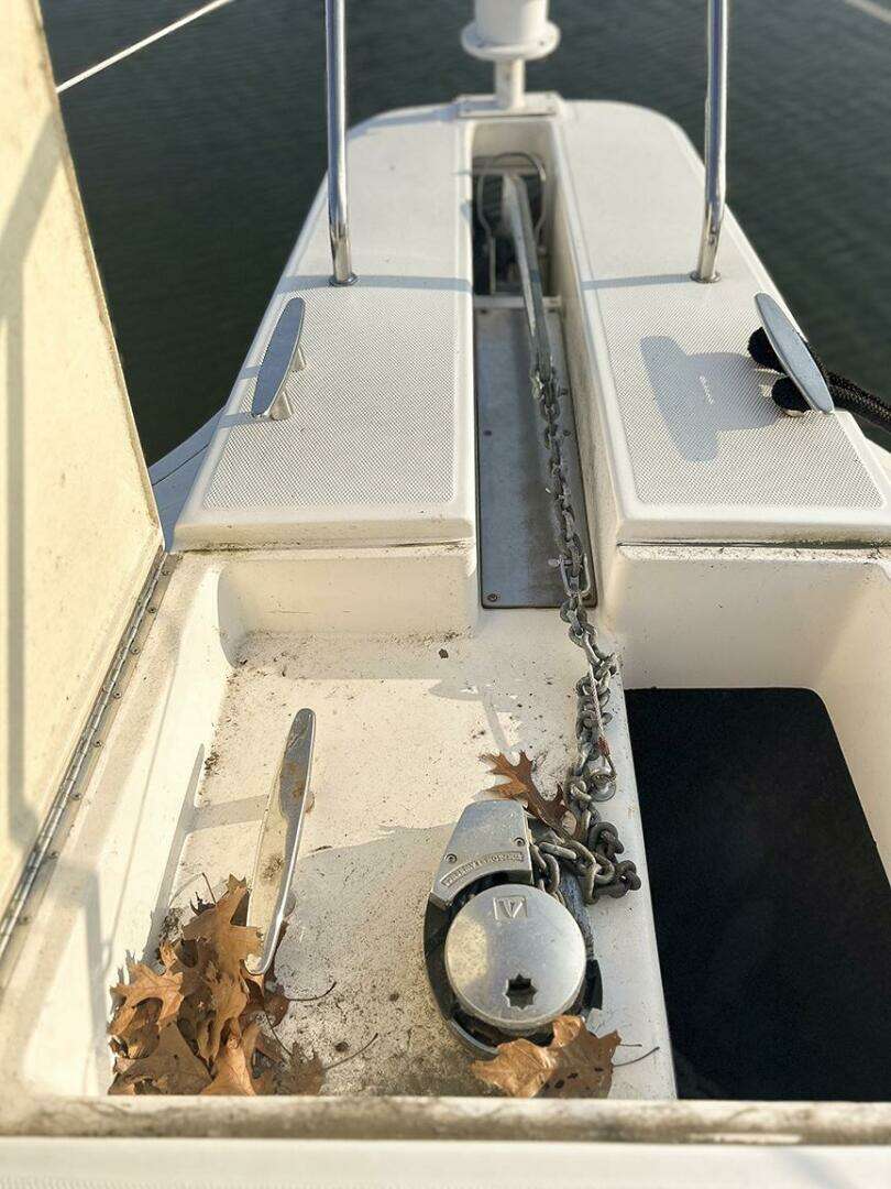 2002 Silverton 42 Convertible - Image 19
