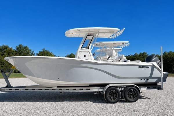 2025 Sea Fox 248 Commander