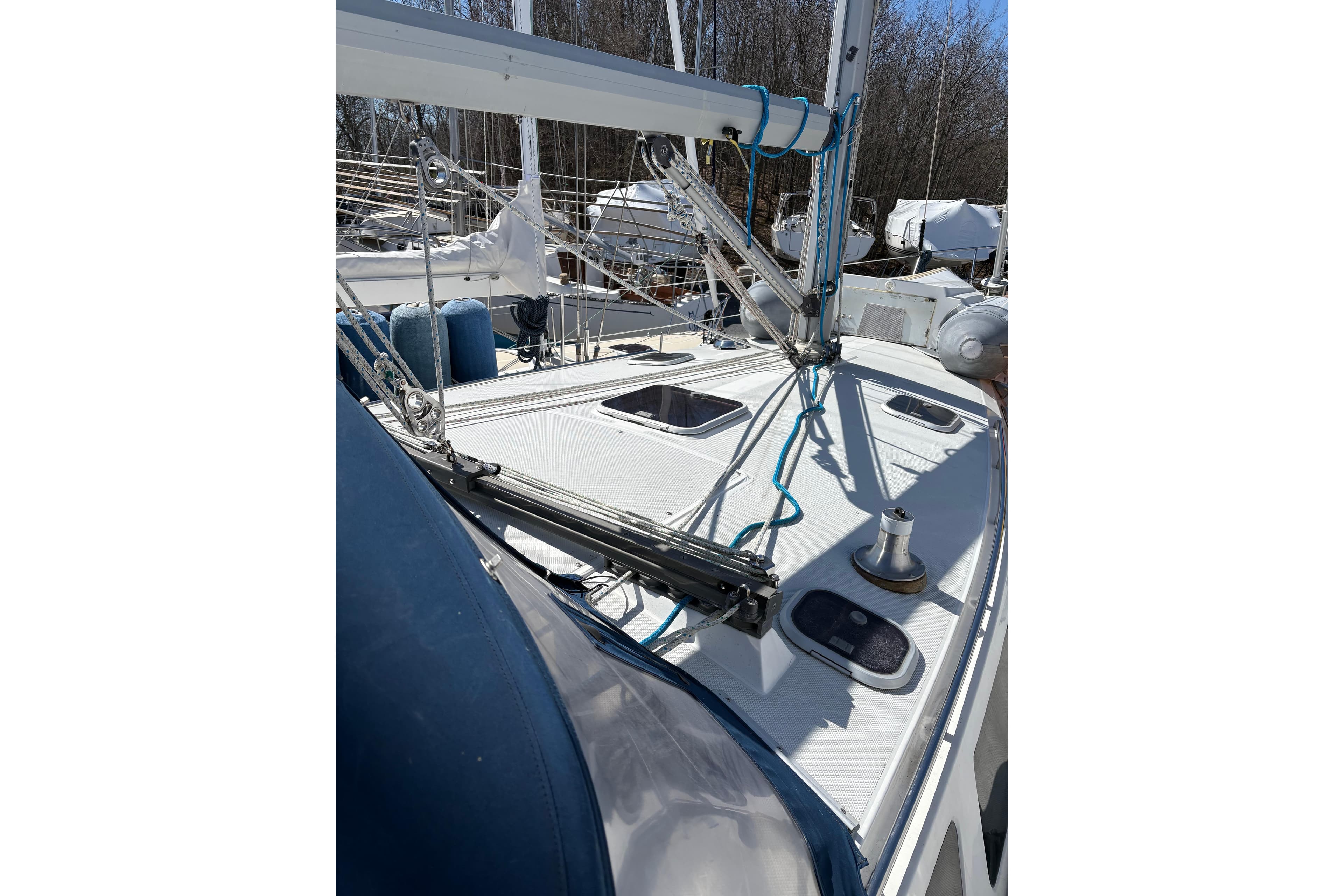1998 Catalina 42 MkII sailboat deck with rigging and winches.