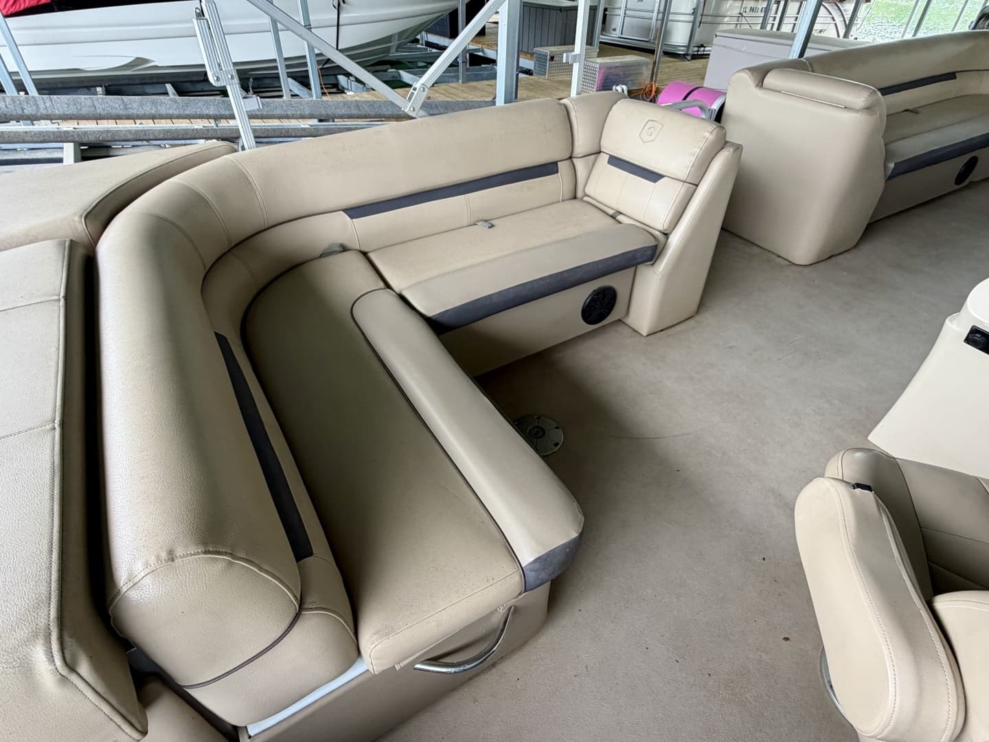 2019 Sweetwater 2386 Cruise Pontoon - Image 29