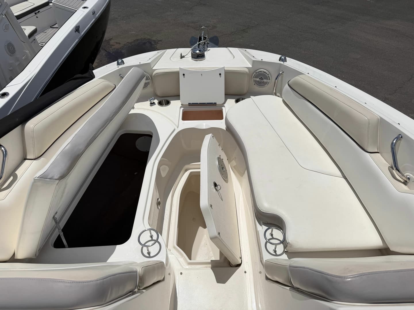 2013 Sea Ray 300 Sundeck - Image 14