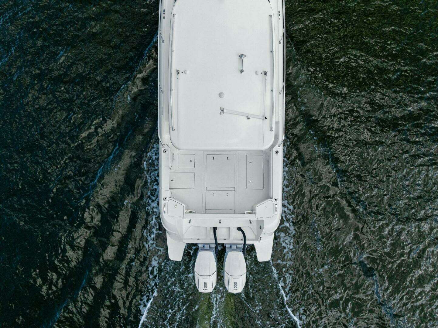 2022 Intrepid 438 Evolution - Image 19