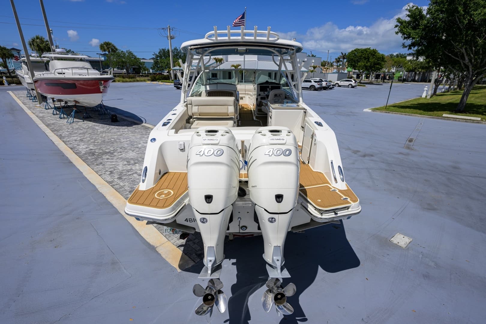 2023 Boston Whaler Vantage - Image 11