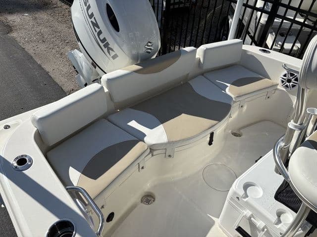 2026 Bulls Bay 200 Center Console - 13