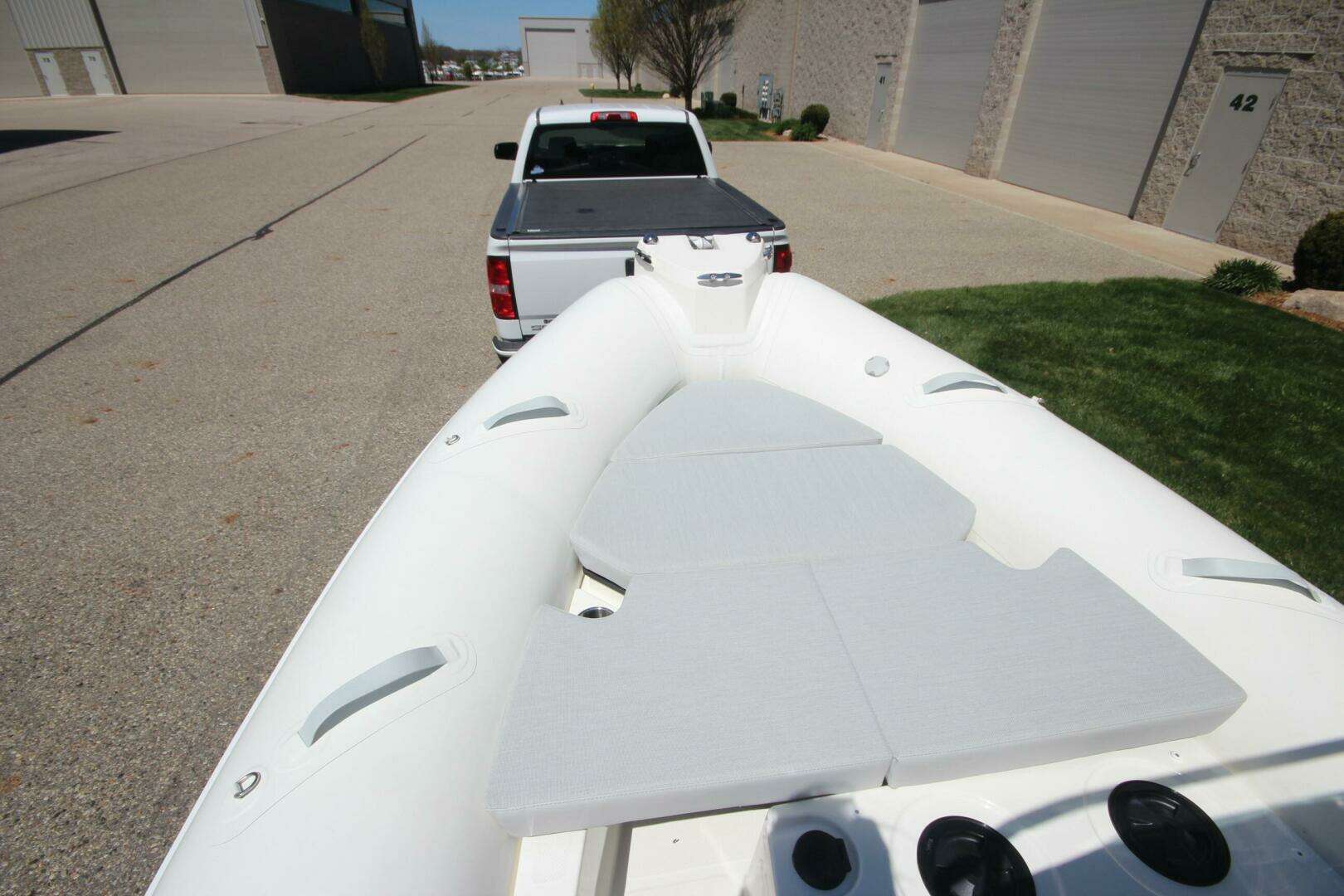 2025 Zodiac Medline 5.8 NEO - Image 26