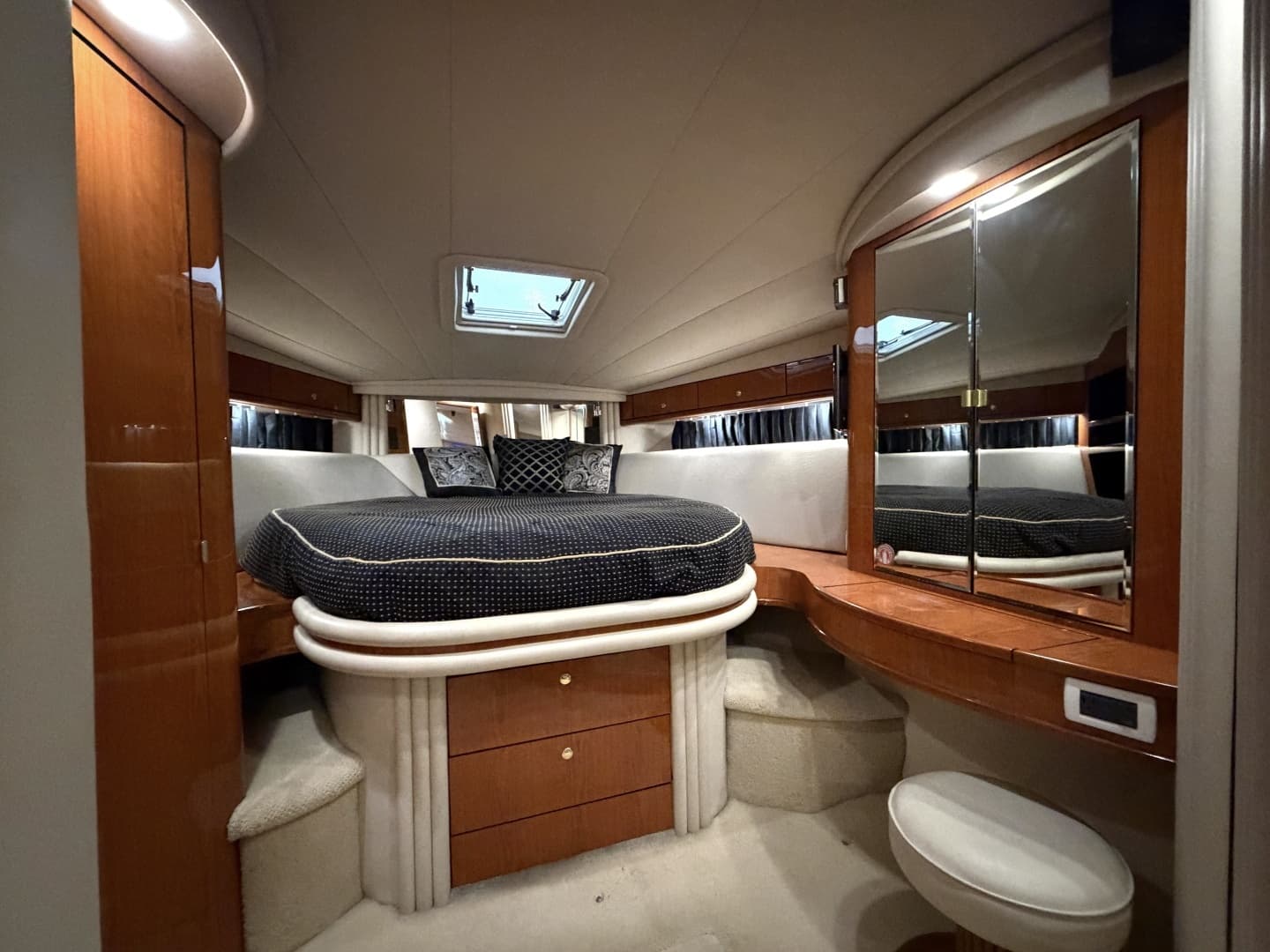 2001 Sea Ray 510 Sundancer 800 CAT - Image 29