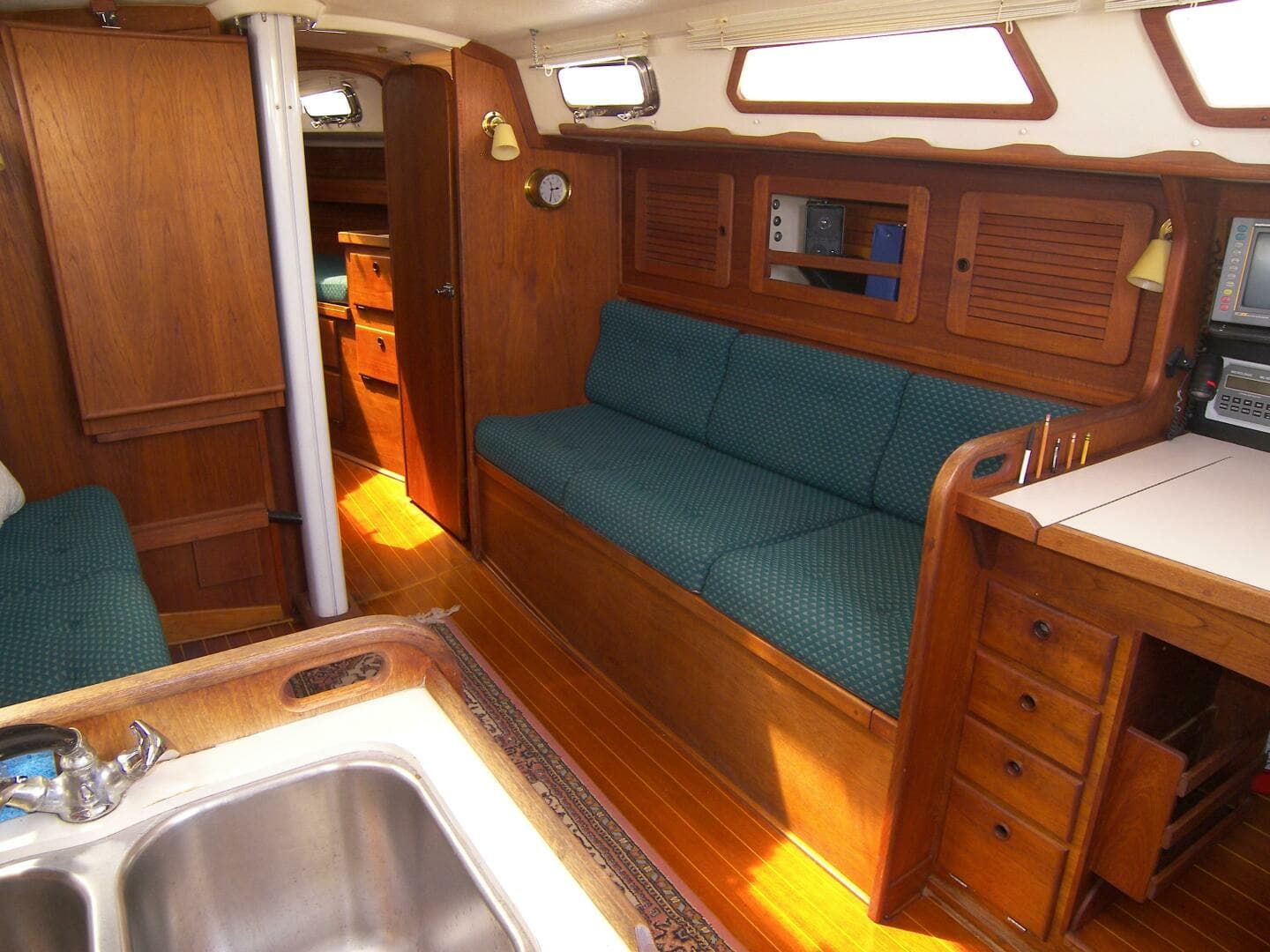 1994 Sabre 34 - Image 17