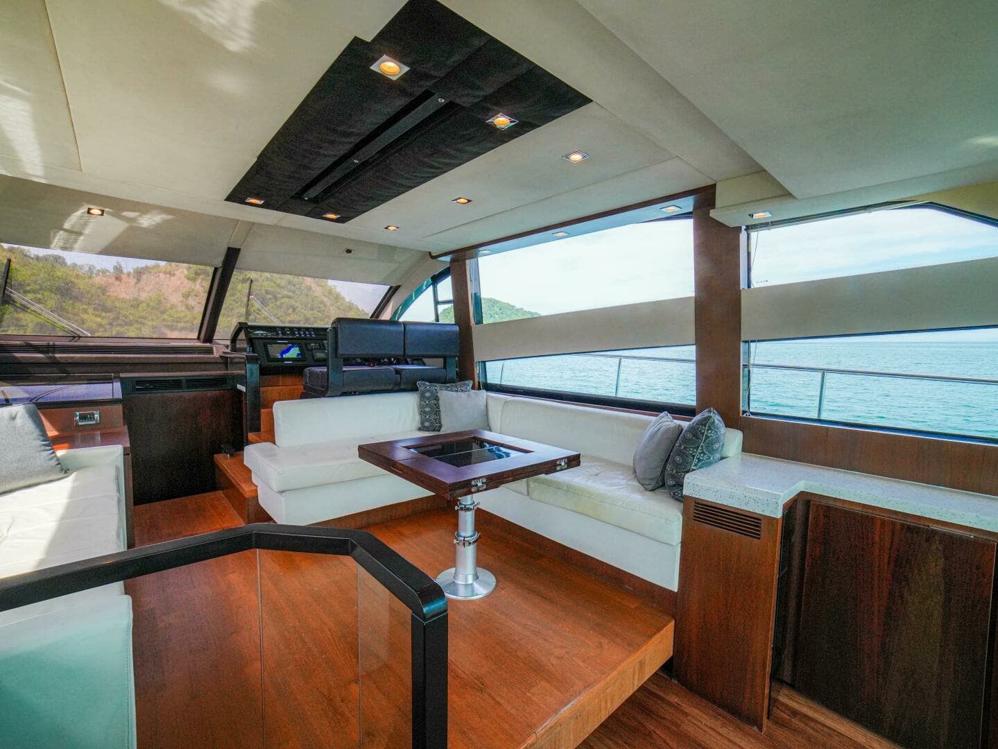 2014 Fairline 50 - Image 20