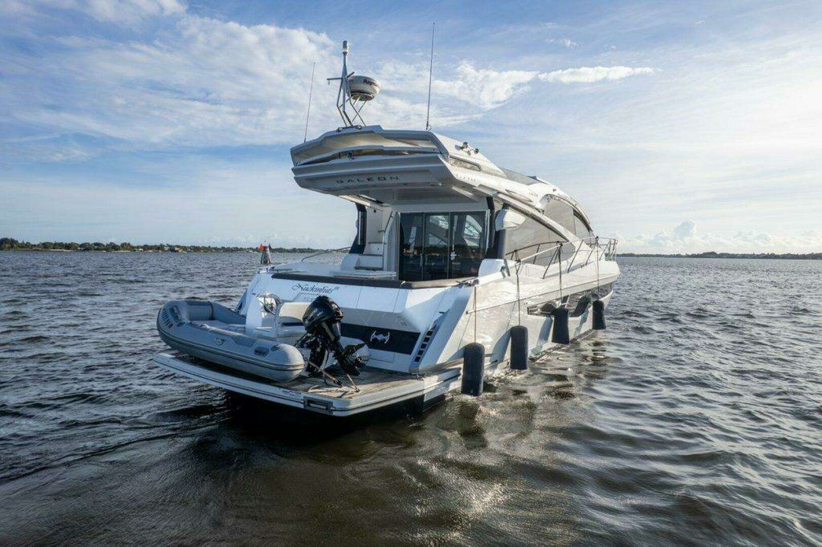 2017 Galeon 560 Sky - Image 9