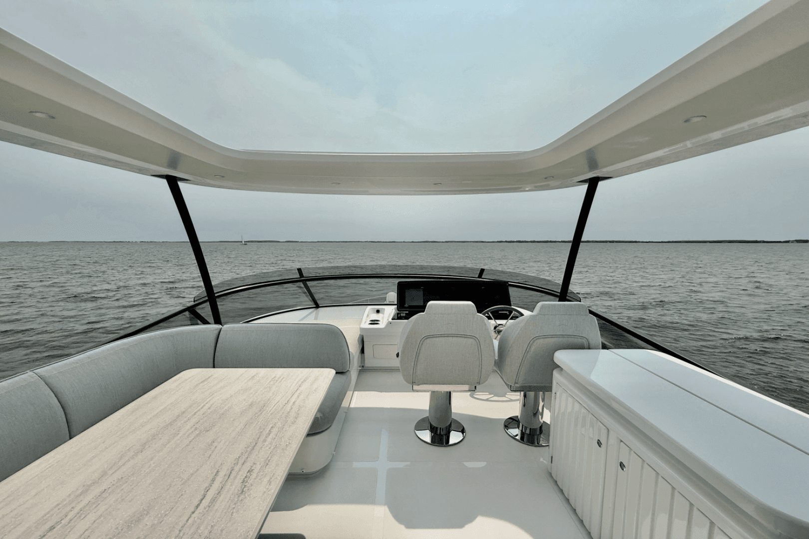 2026 Azimut Magellano 60 - Image 77