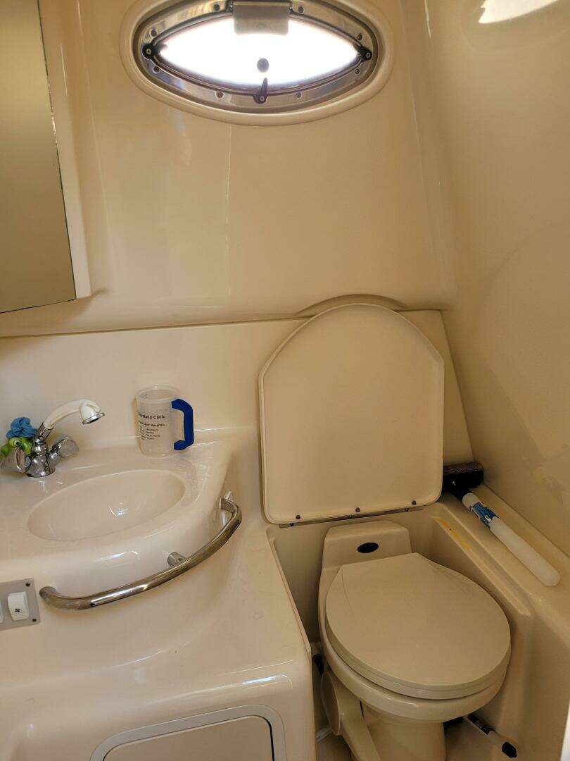 2000 Sea Ray 290 - Image 50