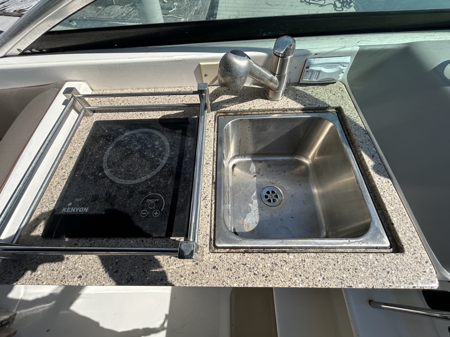 2014 Sea Ray — - Image 69