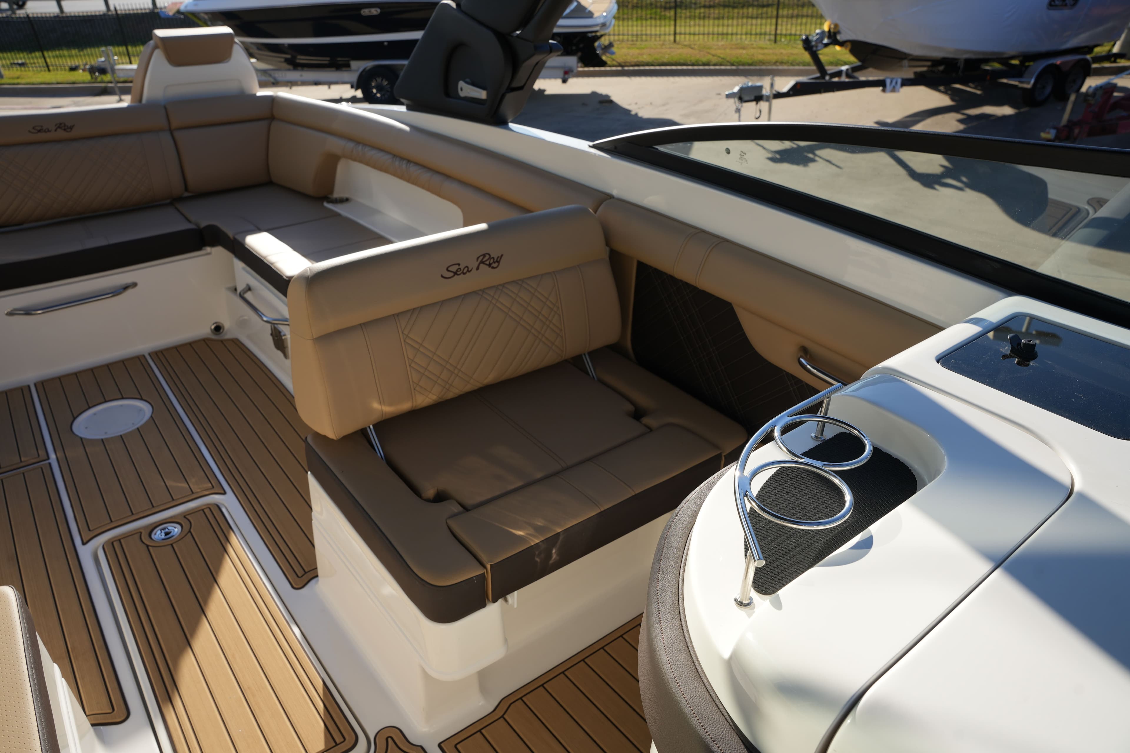 2026 Sea Ray SDX 290 - 29