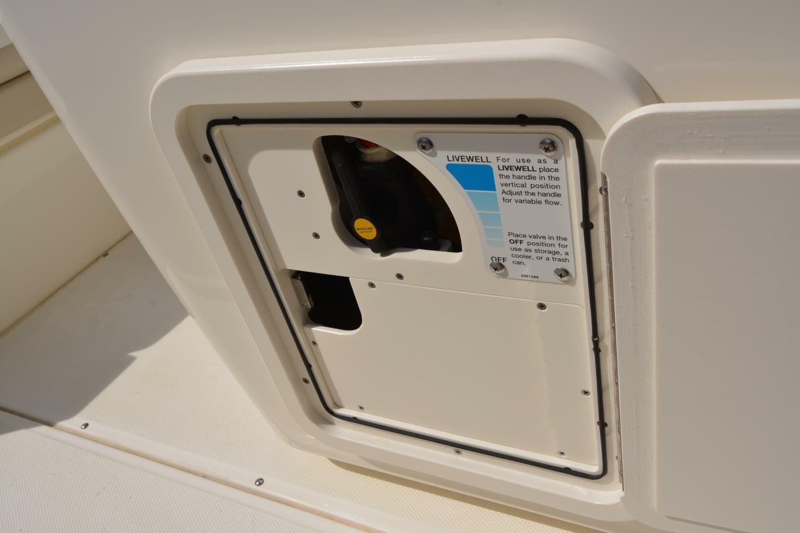 2021 Boston Whaler 270 Dauntless - Image 55