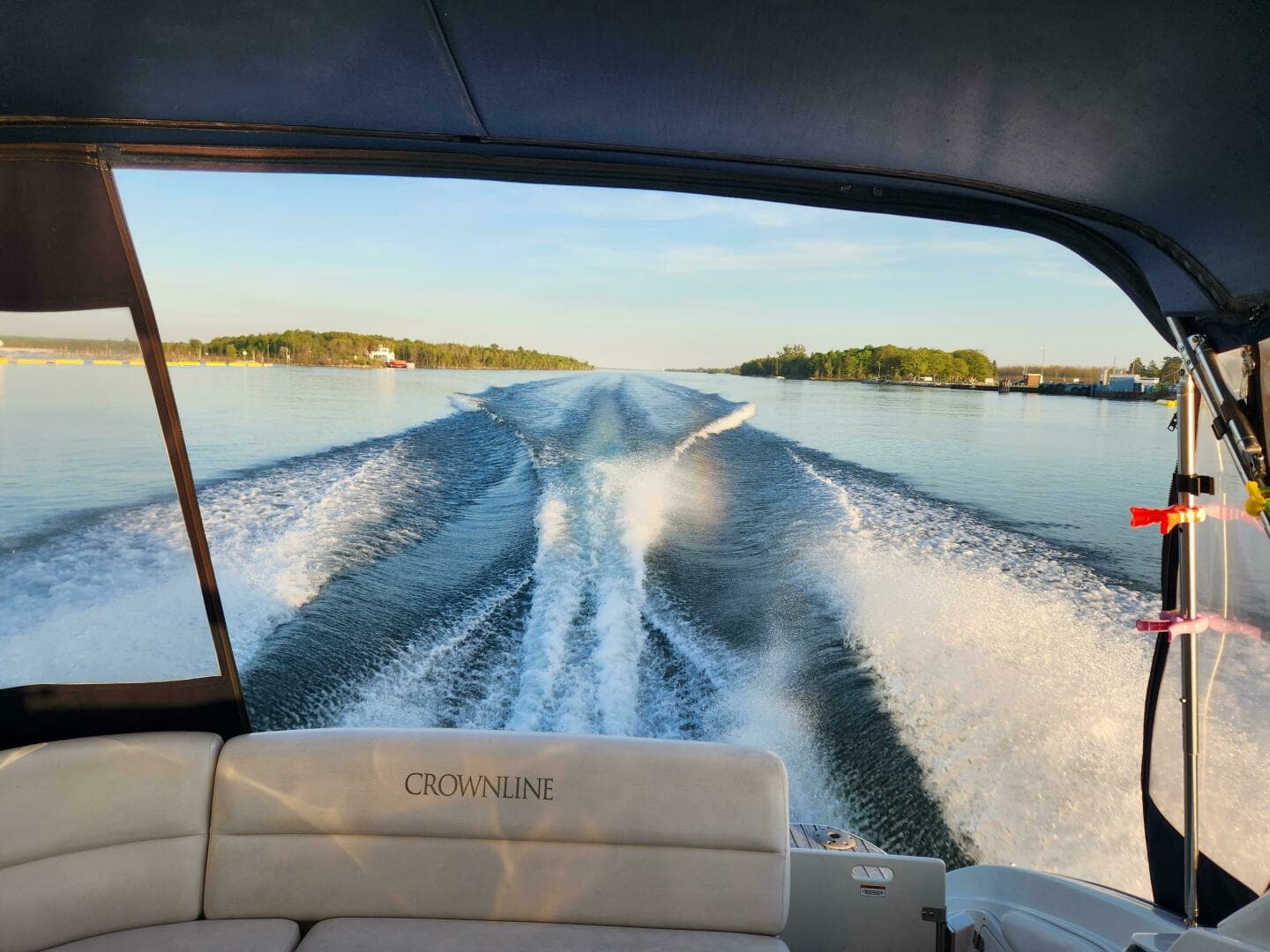 2008 Crownline 340 Cruiser - Image 16
