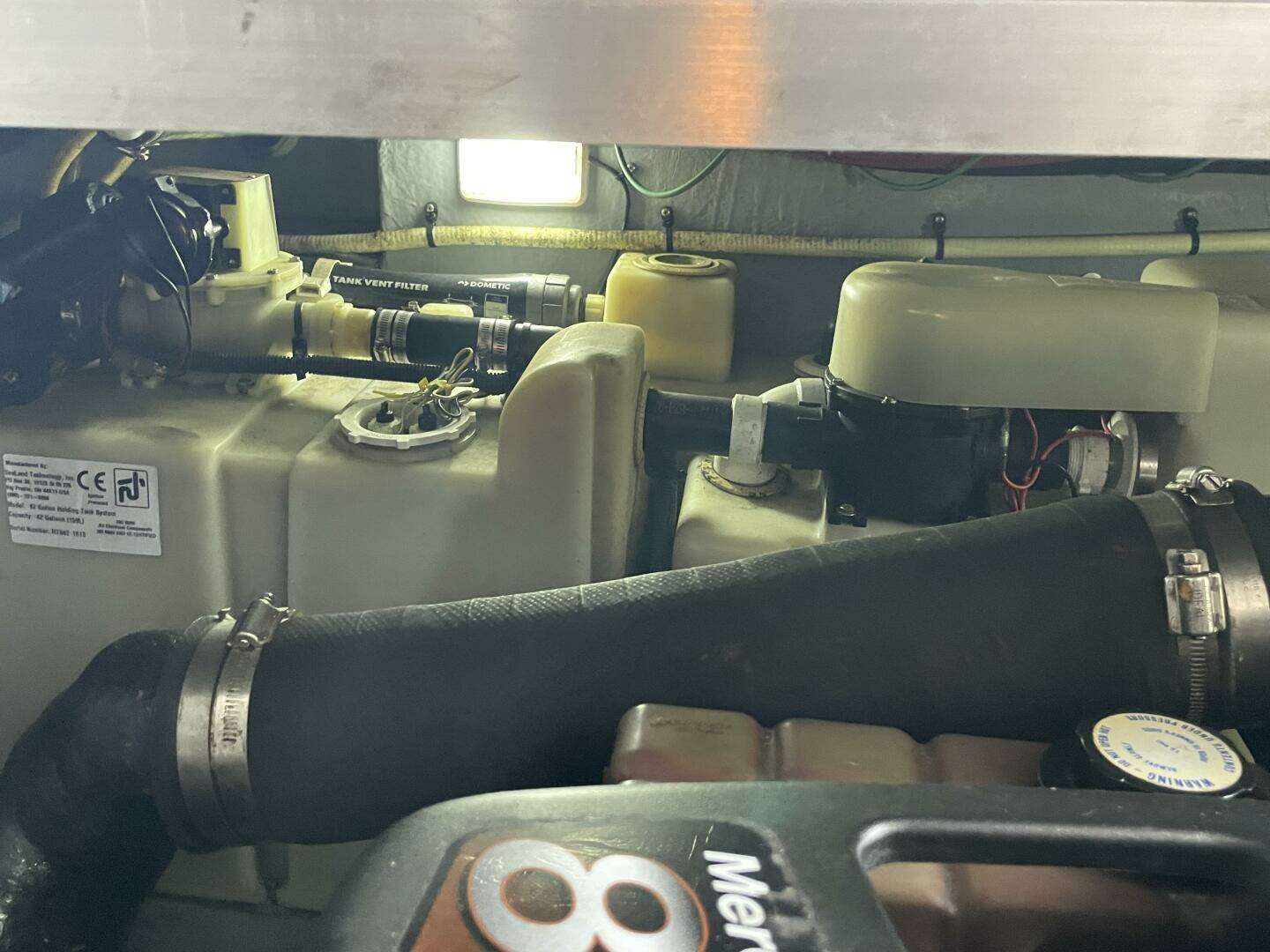 2001 Sea Ray 380 Sundancer - Image 48