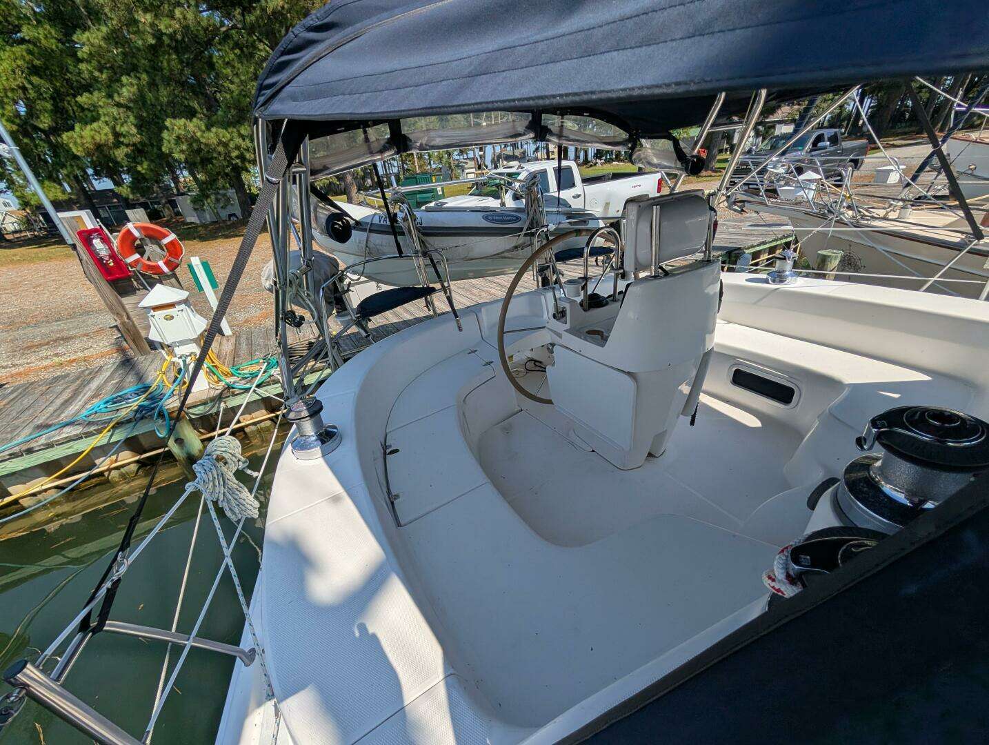 2002 Hunter 410 - Image 11