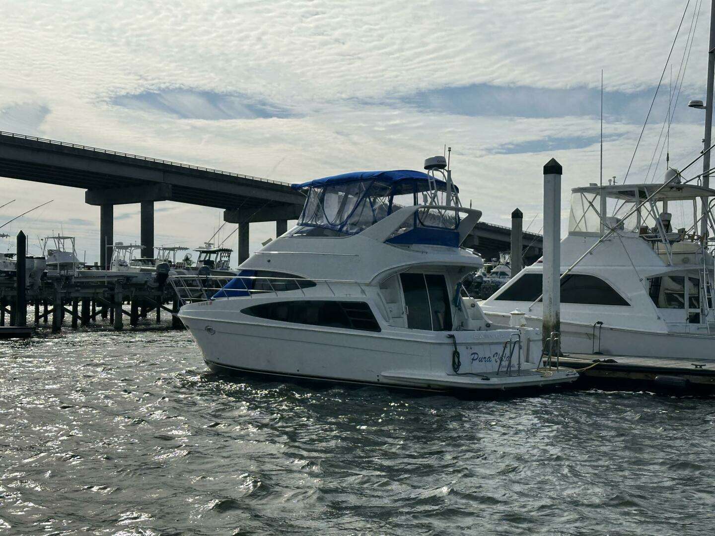 2005 Carver 36 SS - Image 8