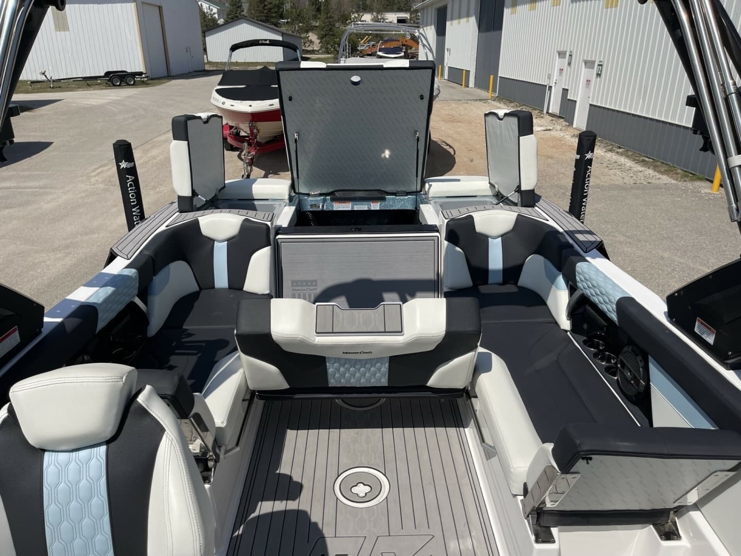 2022 Mastercraft XT24 - Image 37