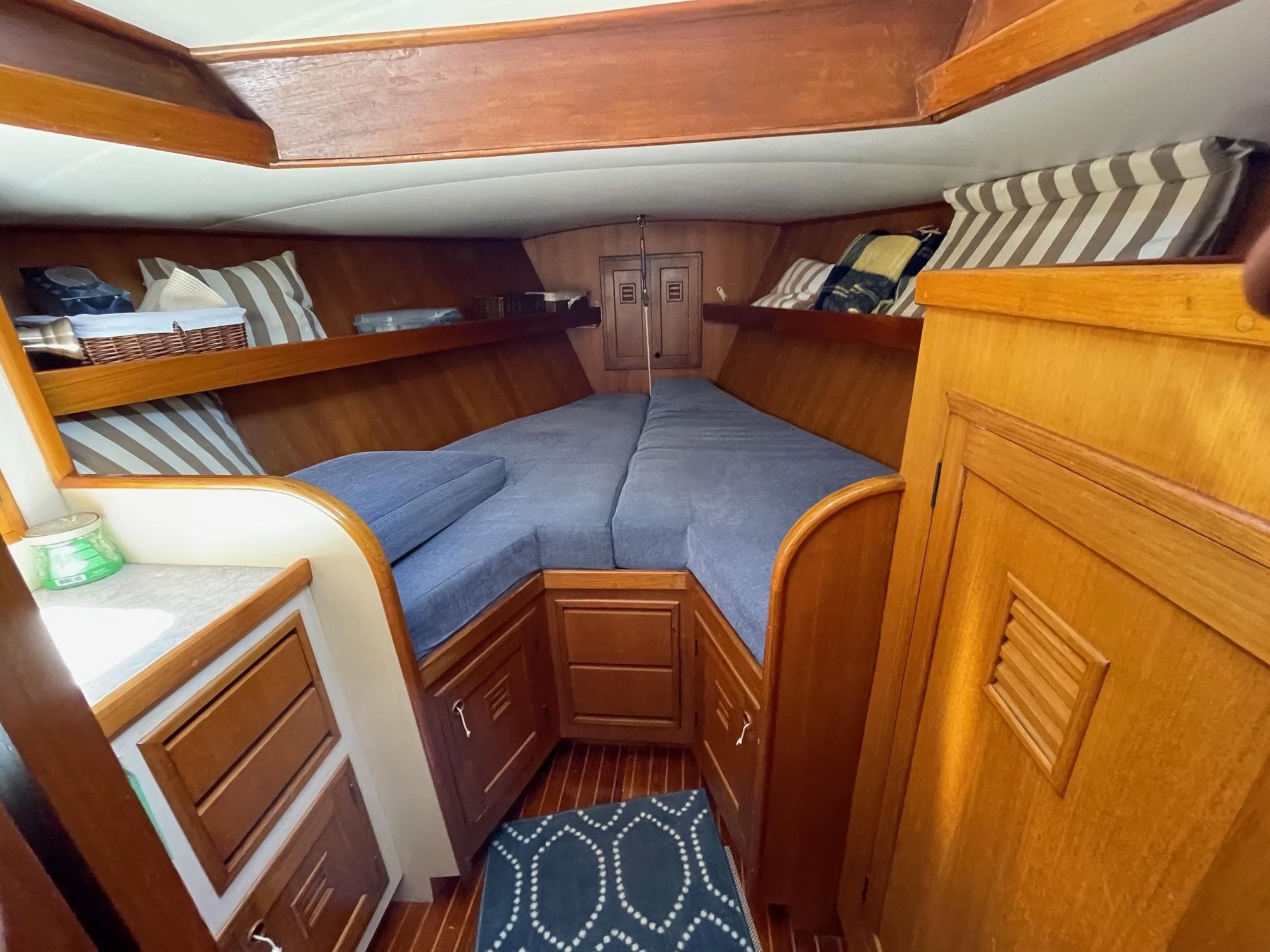 V Berth