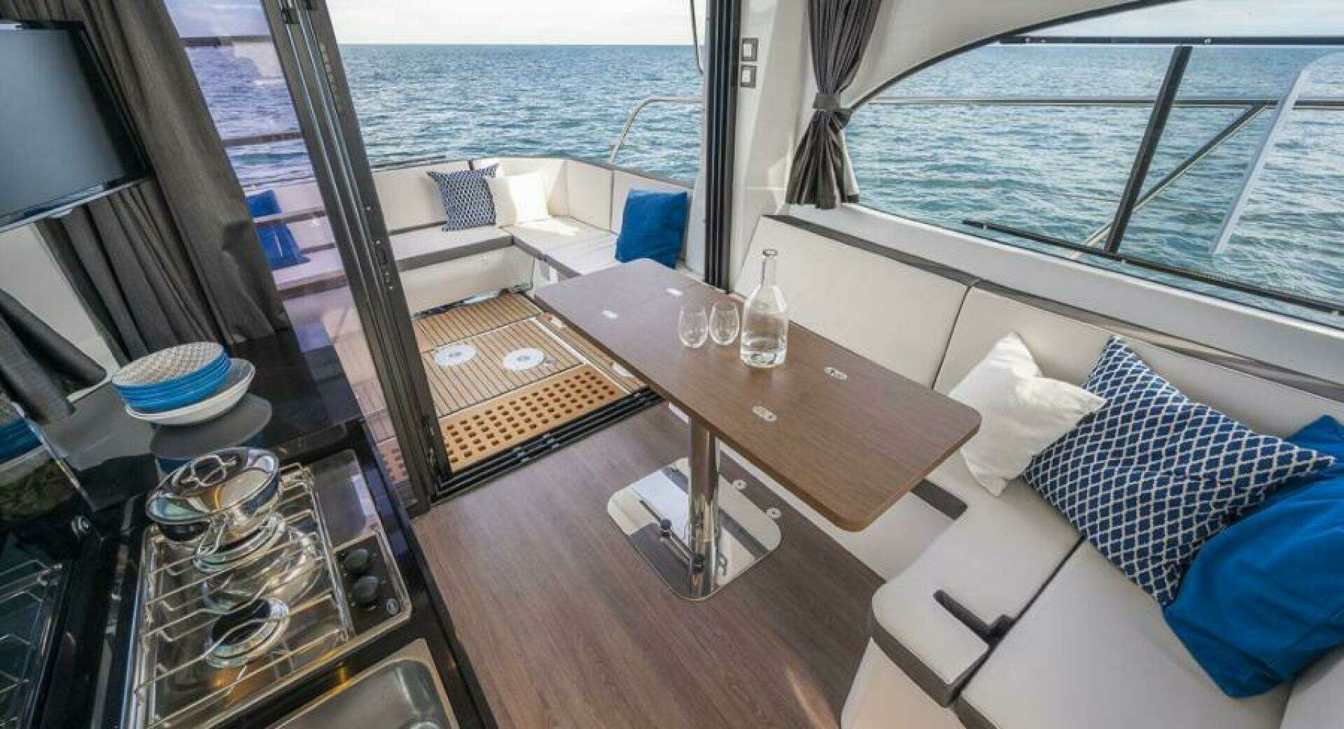2026 Beneteau Antares 11 - Image 6