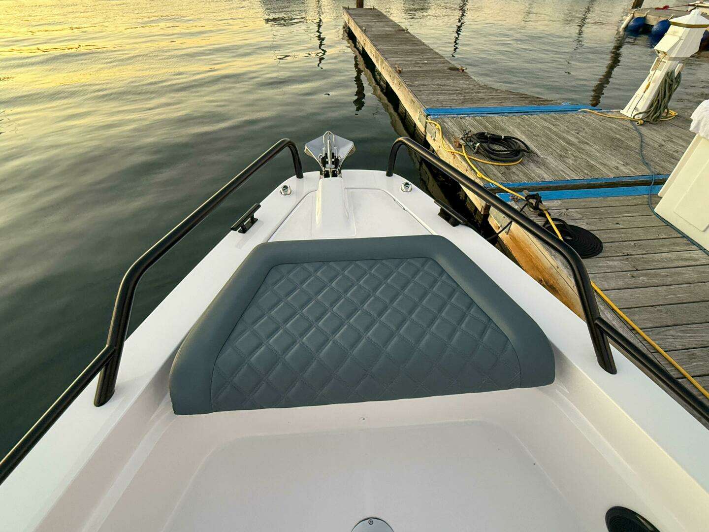 2022 Axopar 37 XC Cross Cabin - Image 19