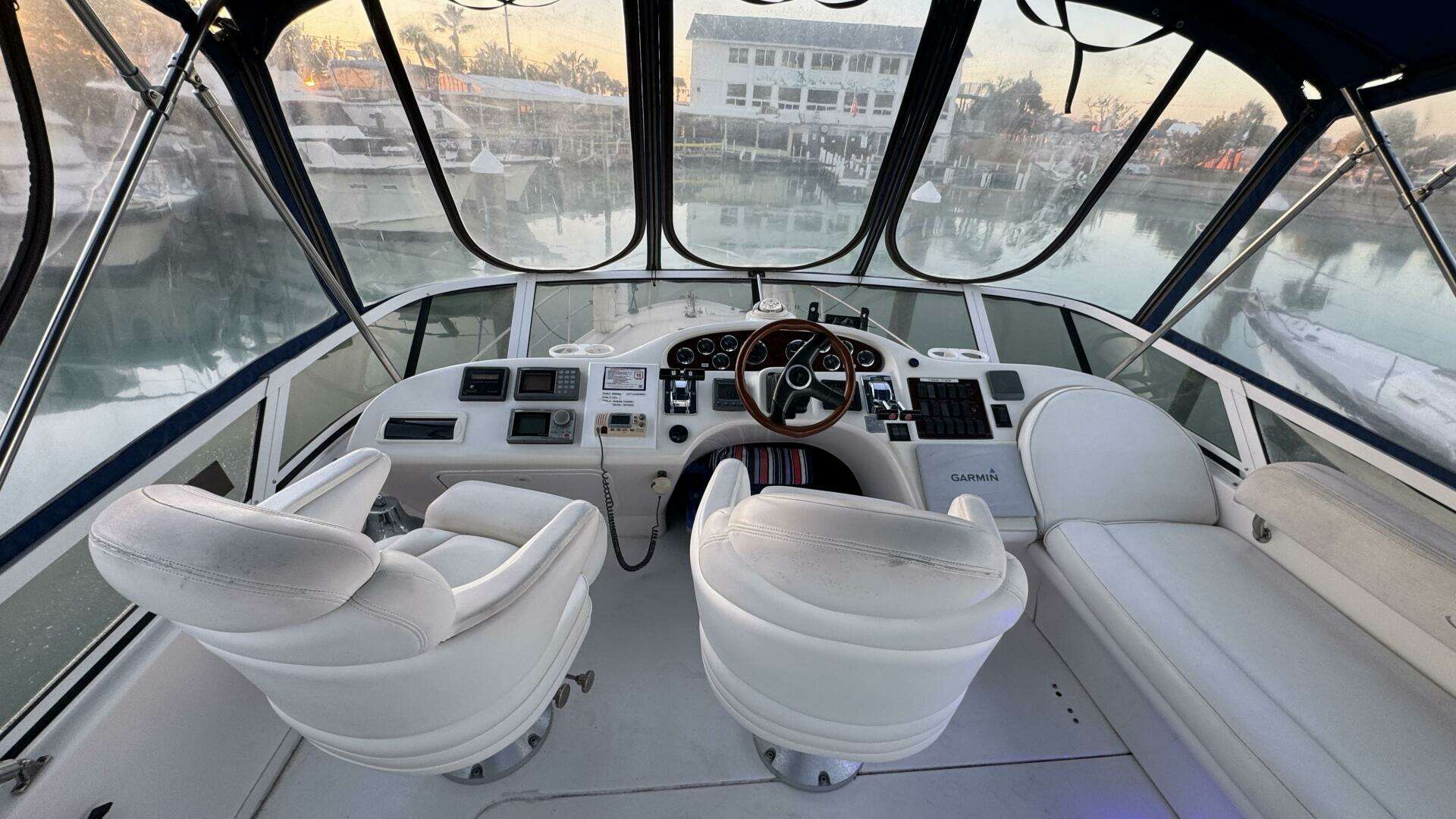 2000 Sea Ray 420 Aft Cabin - Image 15