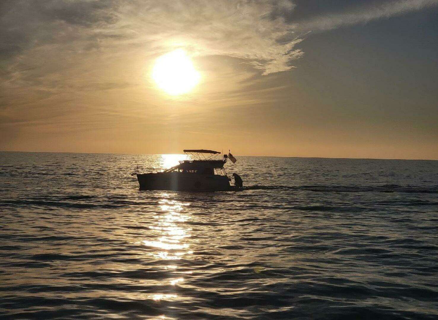 2017 Beneteau Monte Carlo 4 - Image 5
