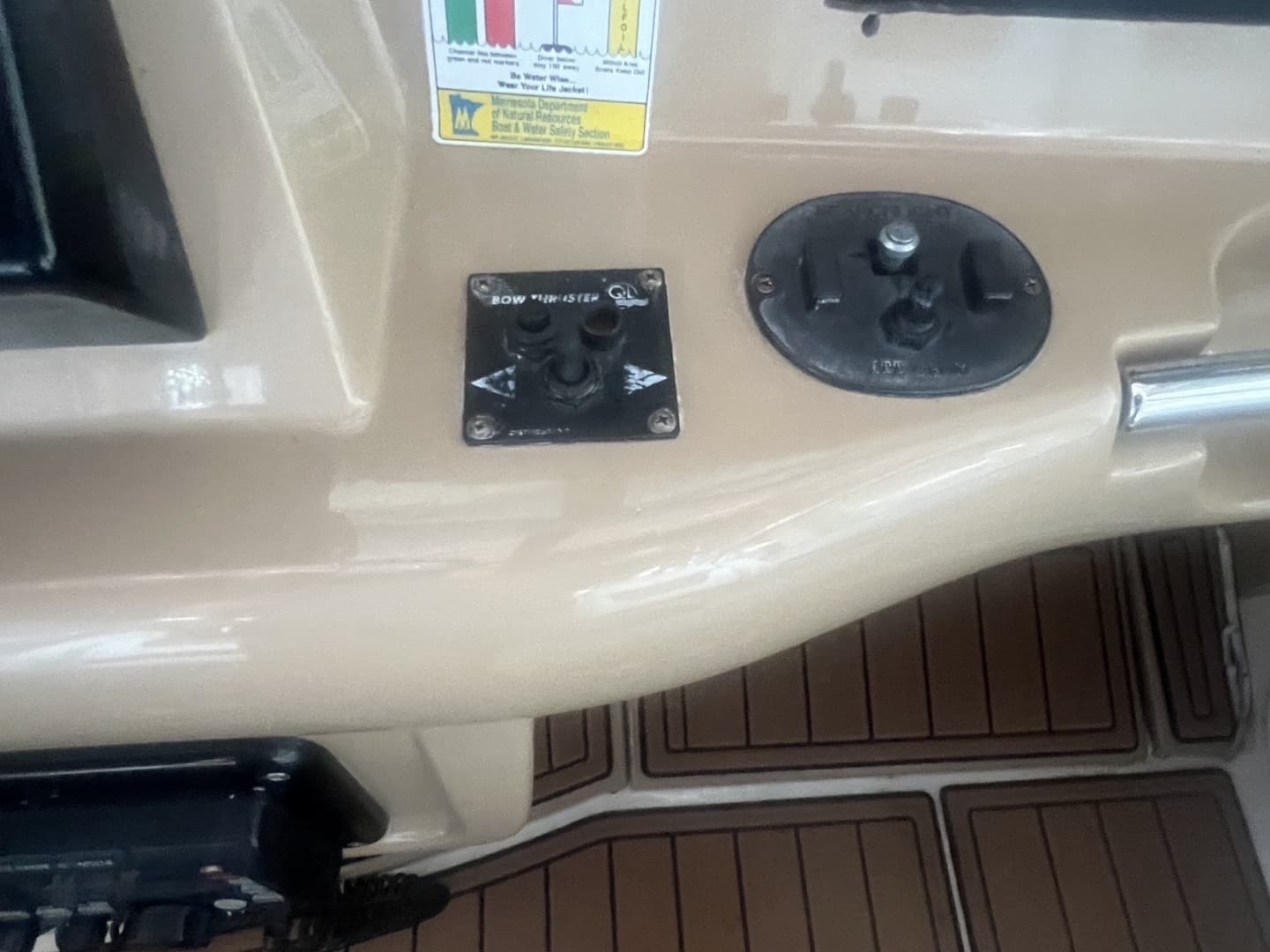 2001 Carver 466 MY - Image 19