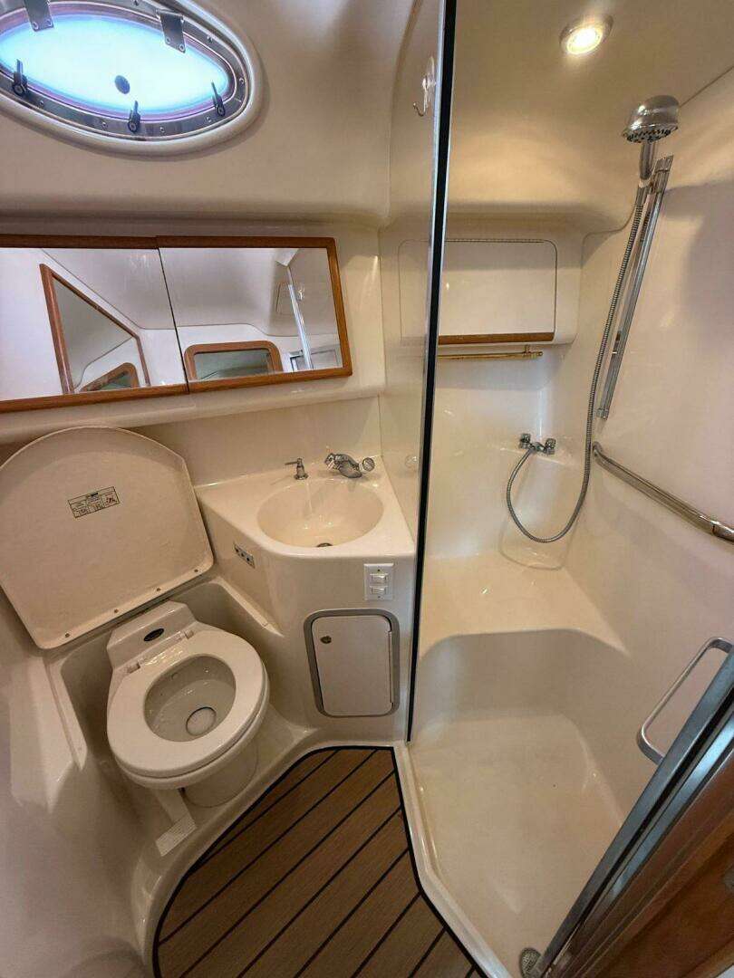 1997 Sea Ray 400 Sedan Bridge - Image 52
