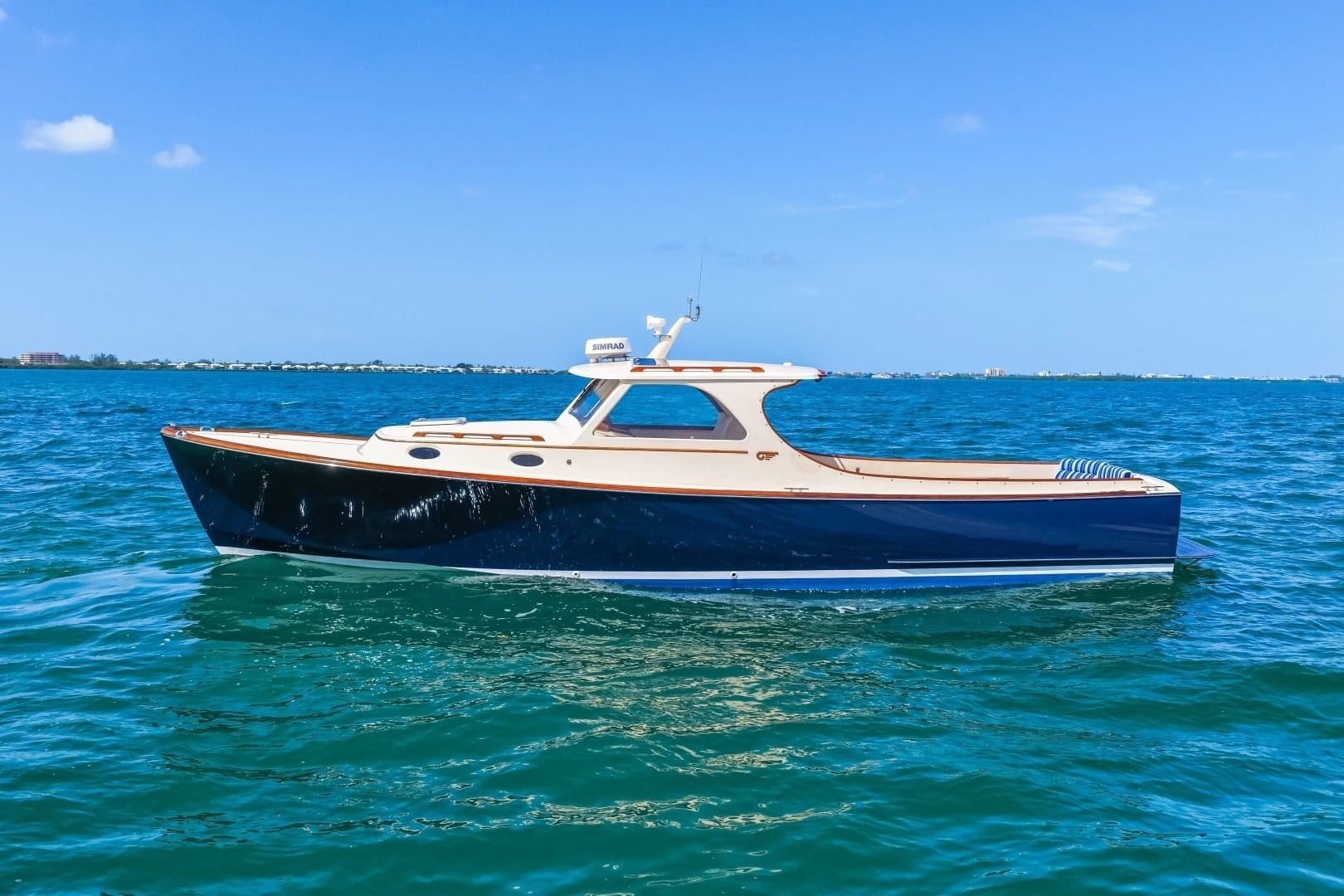 1998 Hinckley Picnic Boat 36 - Image 40