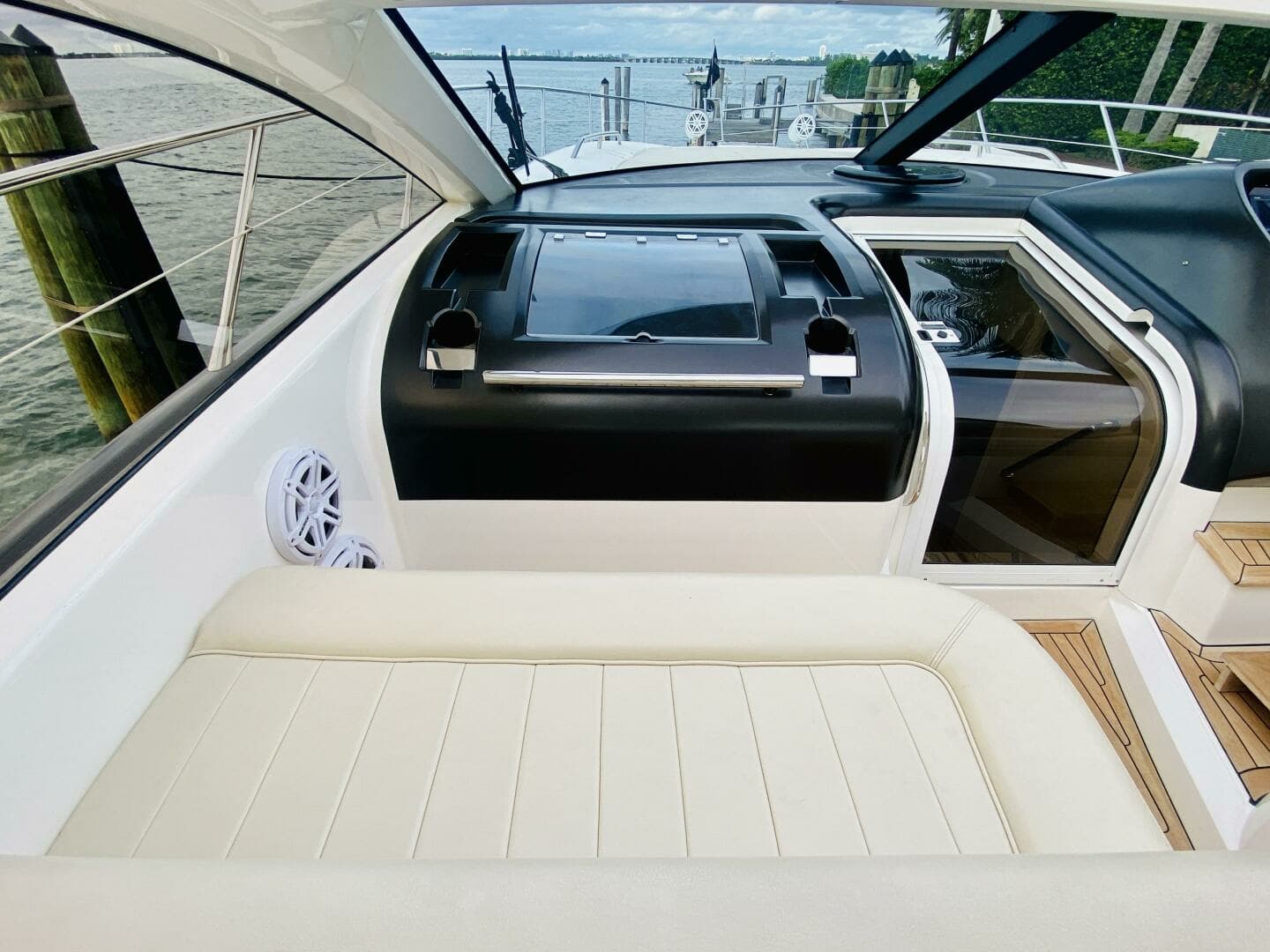 2010 Sunseeker Predator 60 - Image 48
