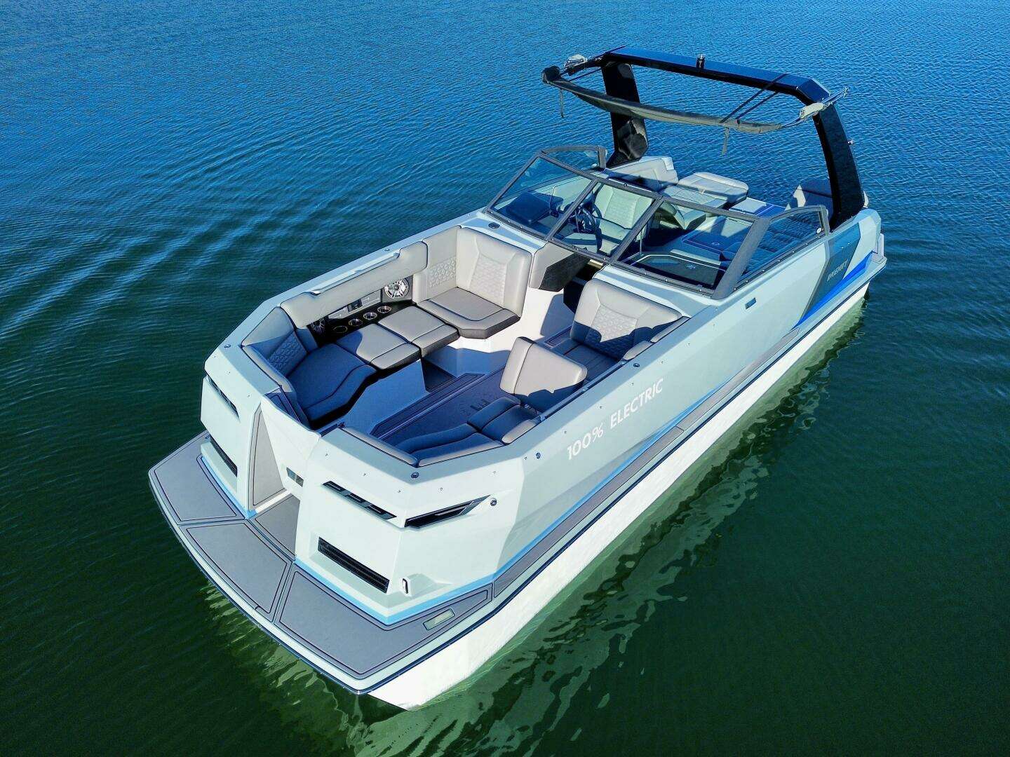 2023 Correct Craft Ingenity 23EL2 Electric Boat - Image 11