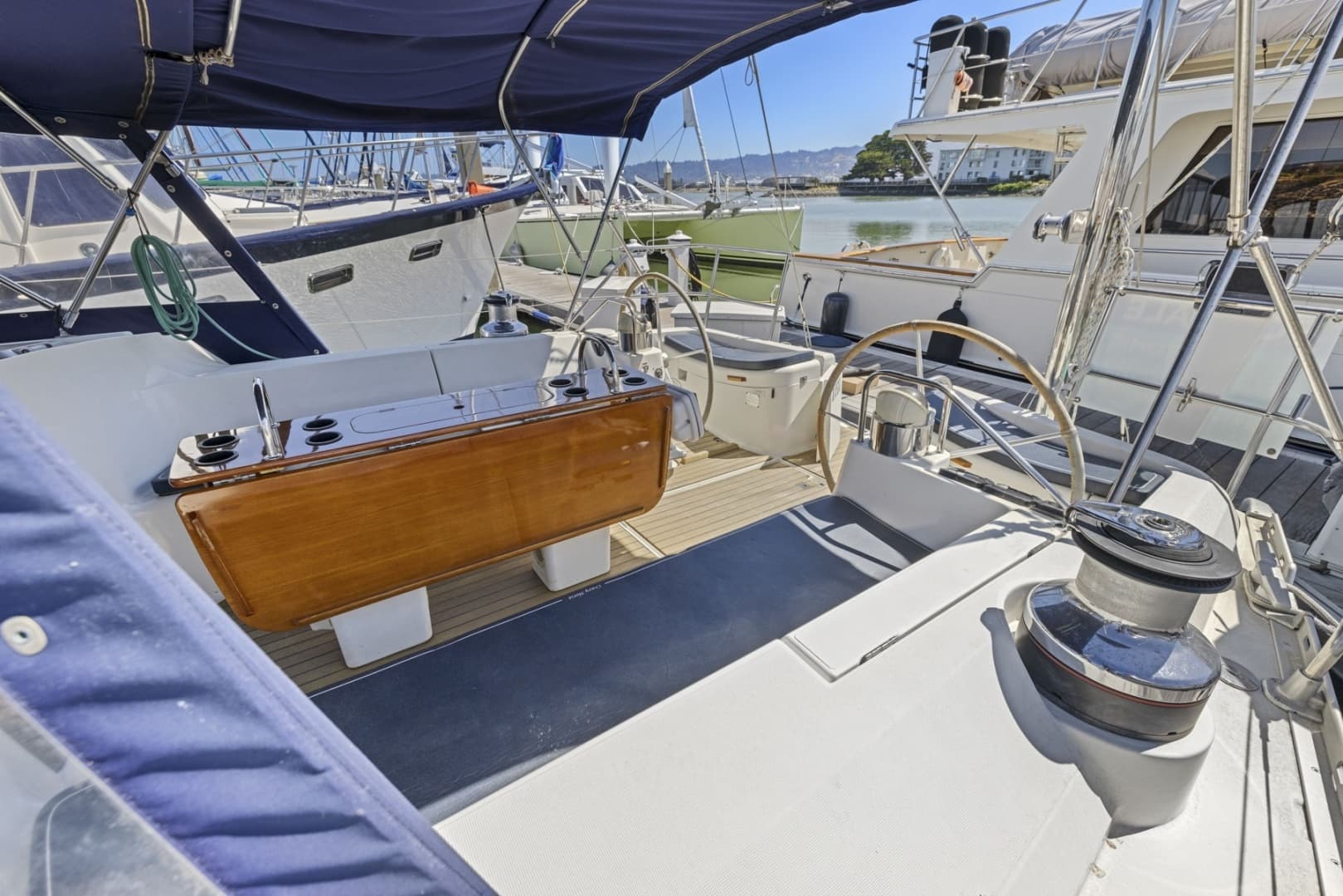 2001 Jeanneau — - Image 28