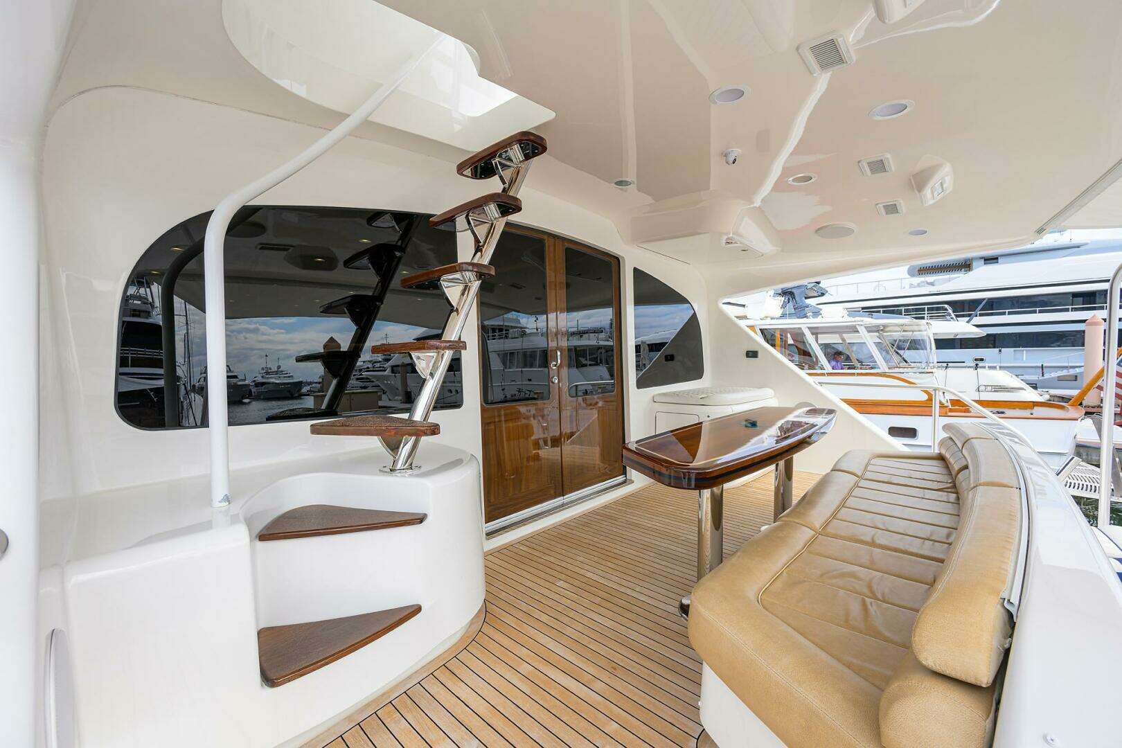 2017 Viking 92 Enclosed Bridge - Image 11