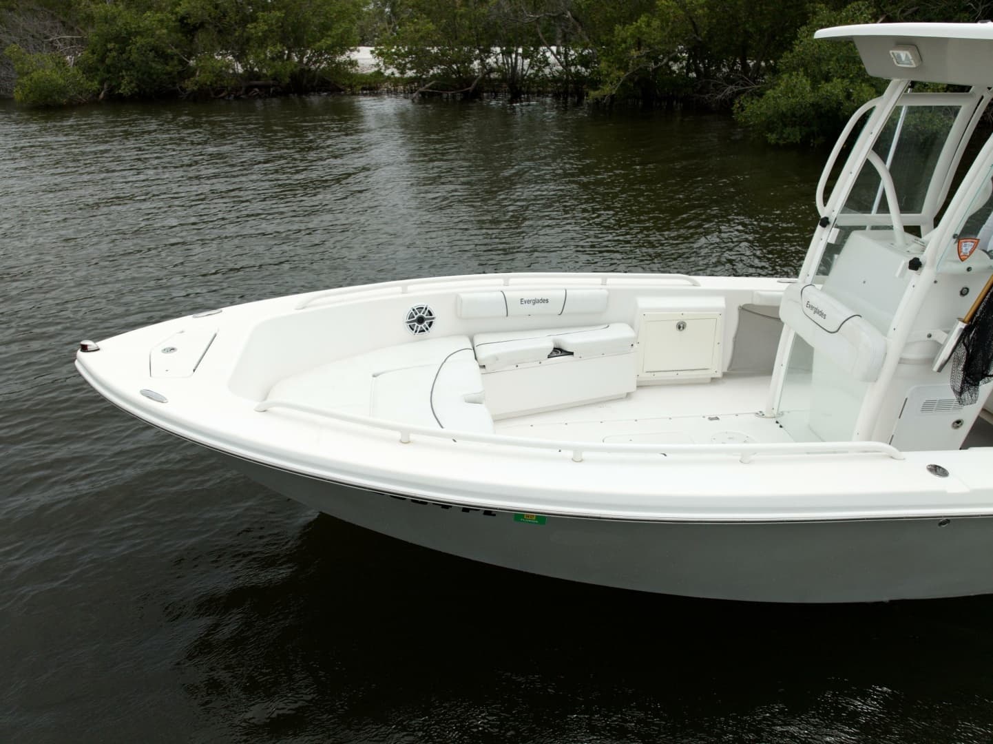 2007 Everglades 243CC - Image 17
