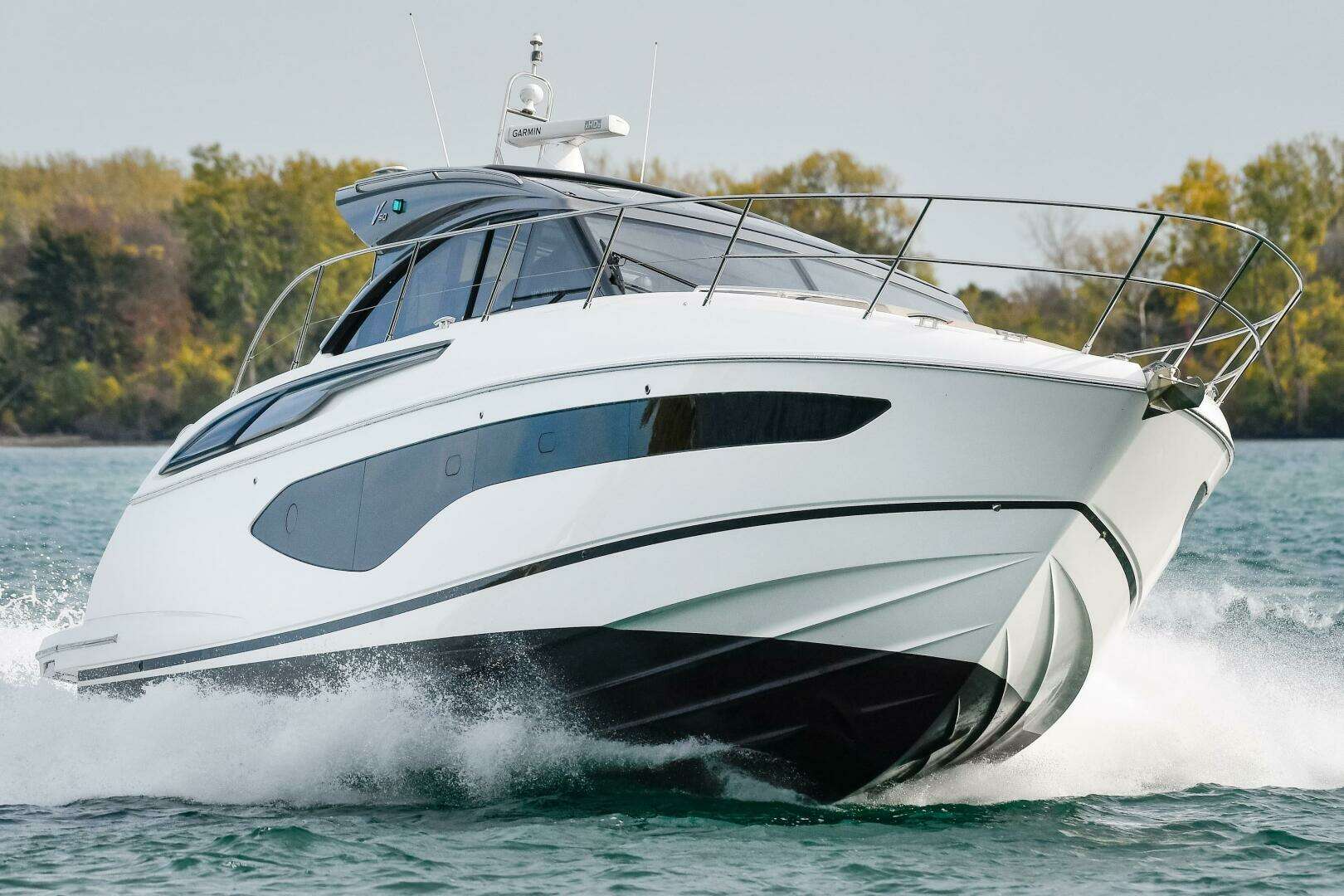 2022 Princess V50 - Image 2