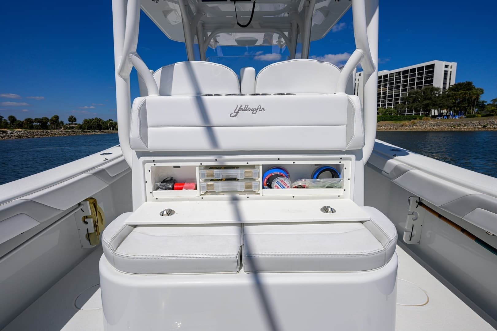 2023 Yellowfin 34 Offshore - Image 32