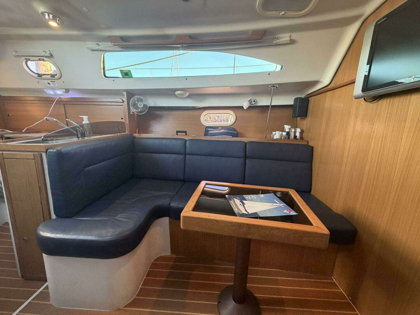 2010 Catalina 309 - Image 75